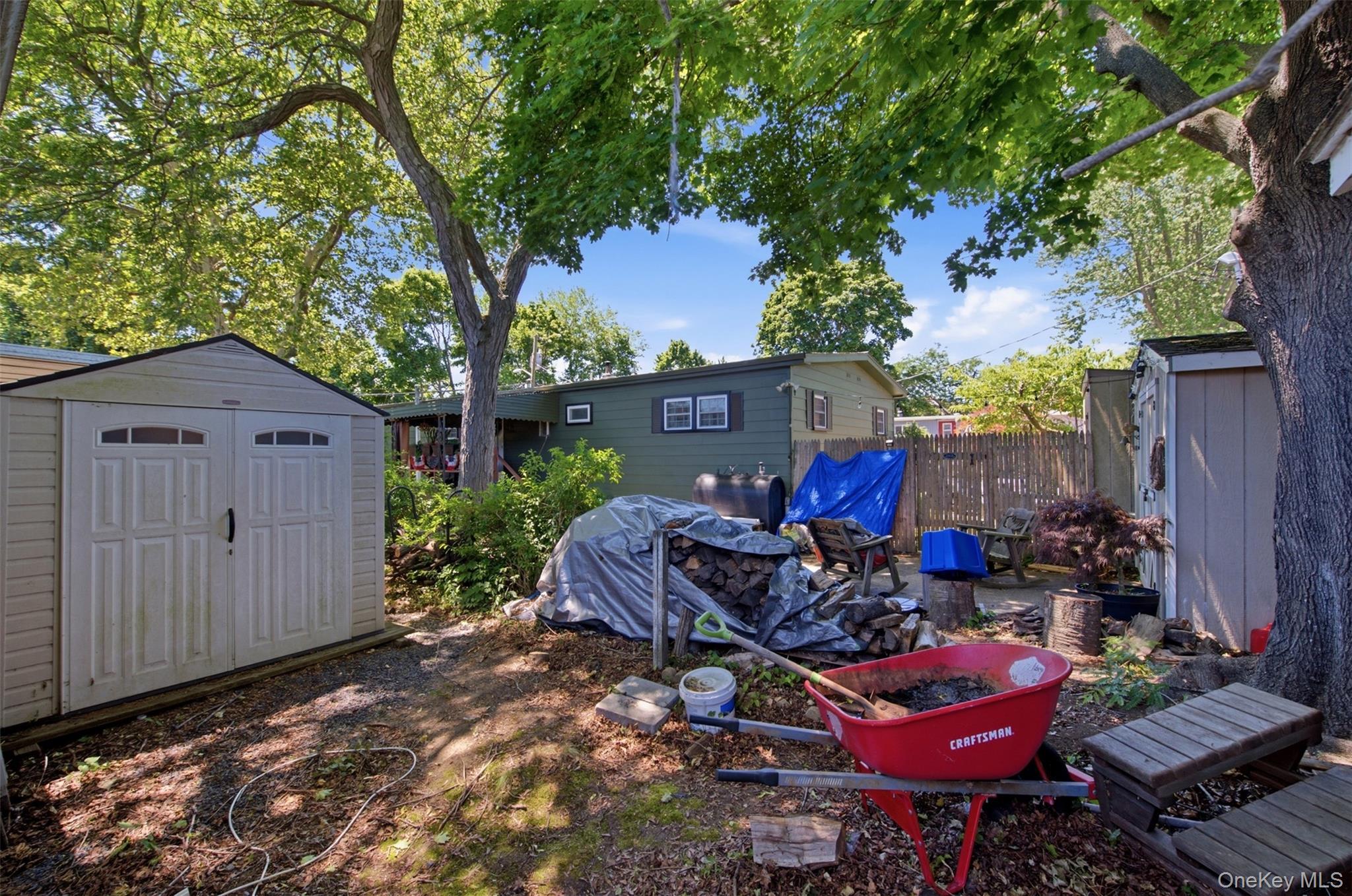 Single Family Lincoln Avenue  Suffolk County, NY 11741, MLS-1013905-27