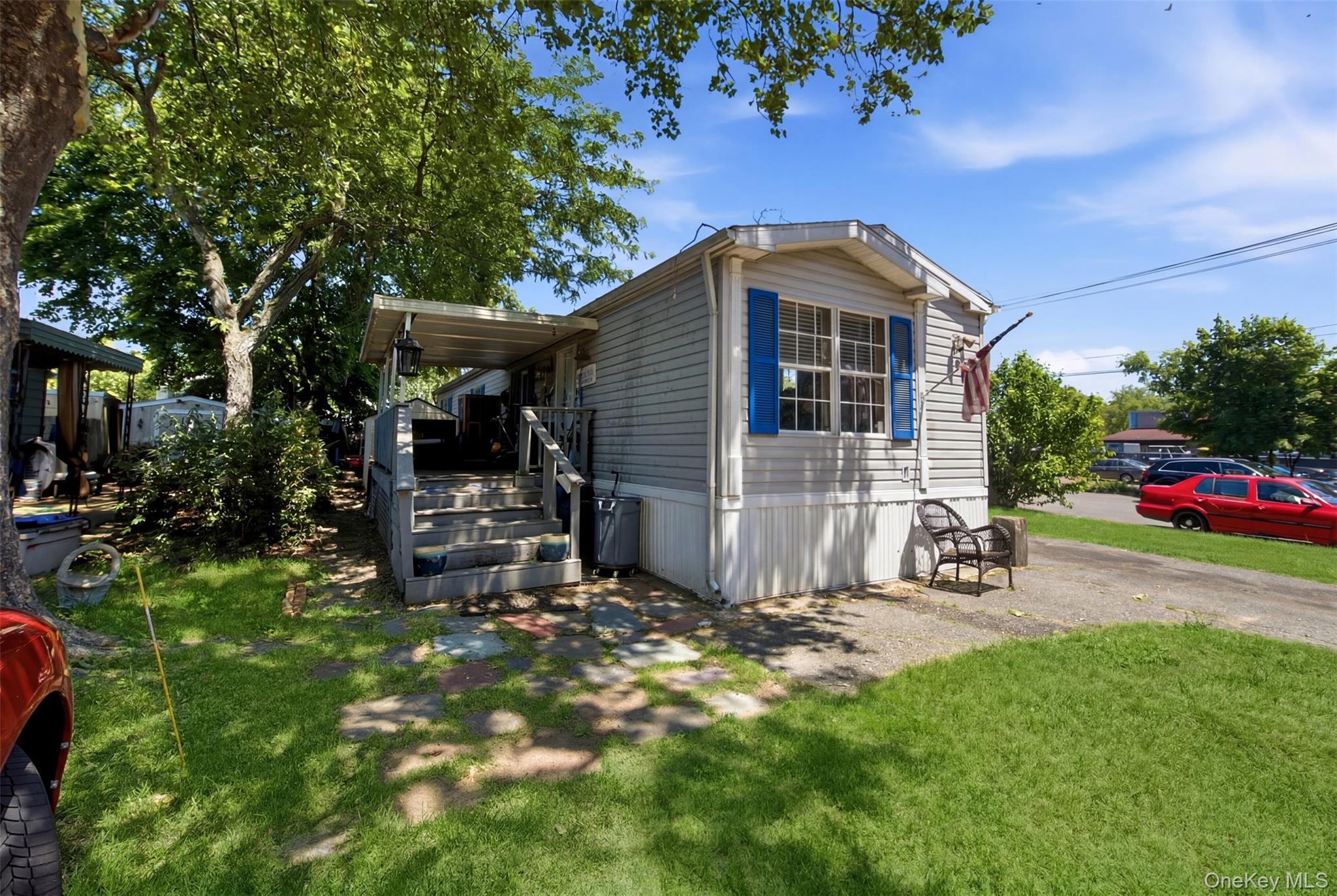 Single Family Lincoln Avenue  Suffolk County, NY 11741, MLS-1013905-3