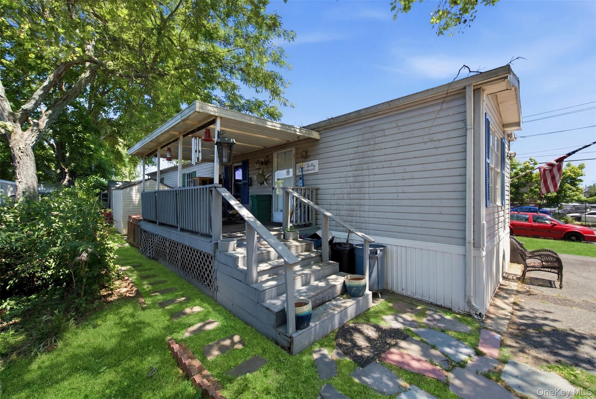 Single Family Lincoln Avenue  Suffolk County, NY 11741, MLS-1013905-5