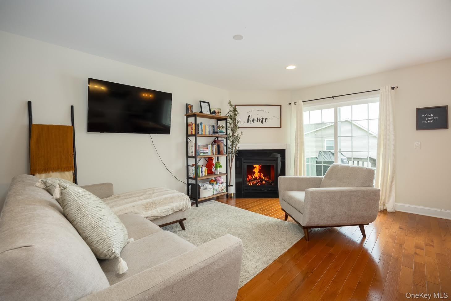 Single Family Hudson View Terrace Dutchess County, NY 12538, MLS-1013906-3