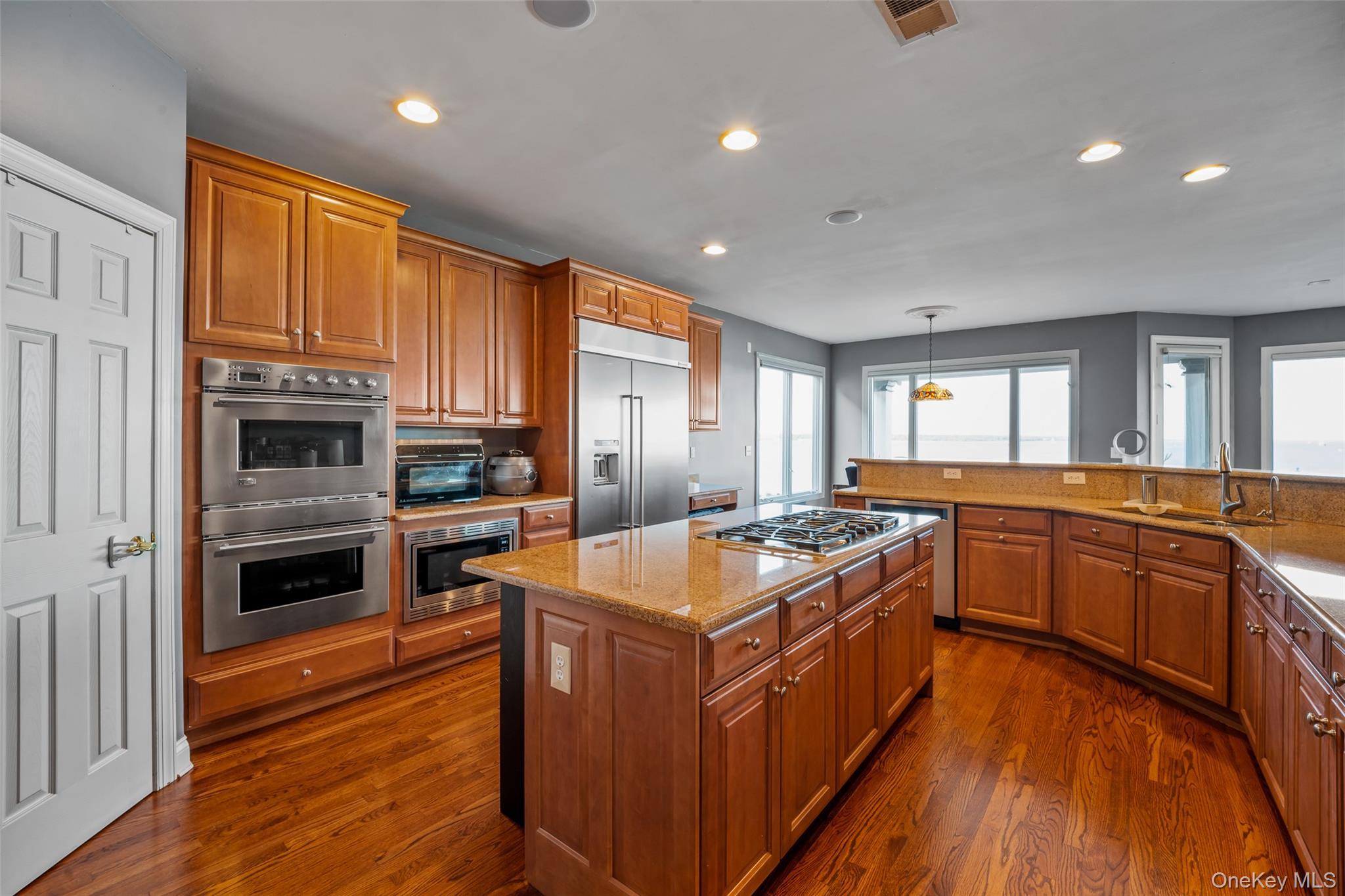 Single Family Lighthouse Out Of Area, NY 08879, MLS-1013909-15