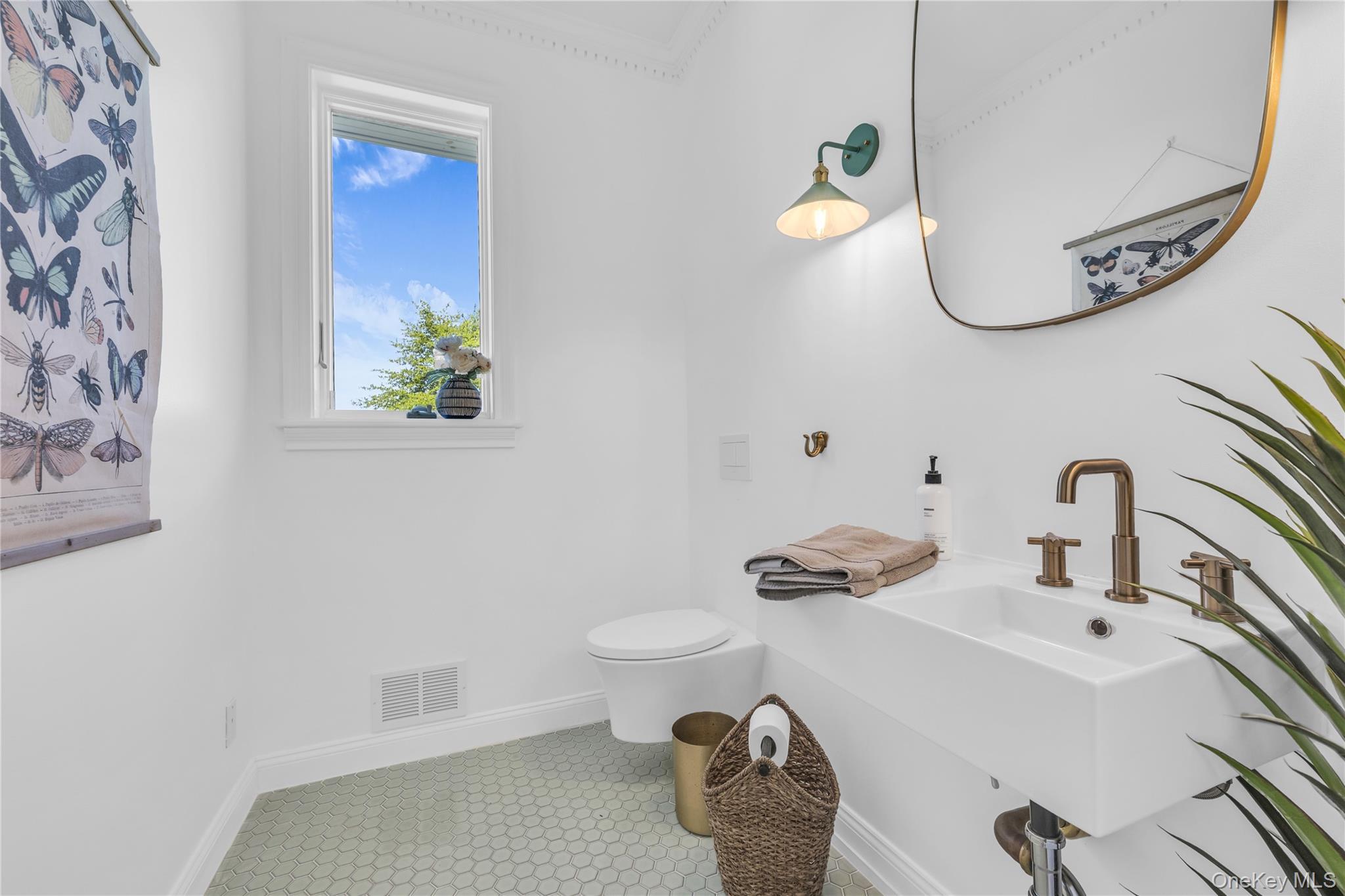 Single Family S Howells Point Road  Suffolk County, NY 11713, MLS-1013917-18