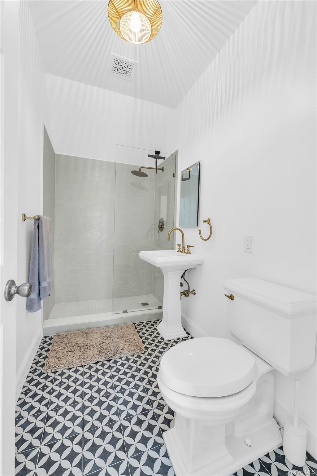Single Family S Howells Point Road  Suffolk County, NY 11713, MLS-1013917-36