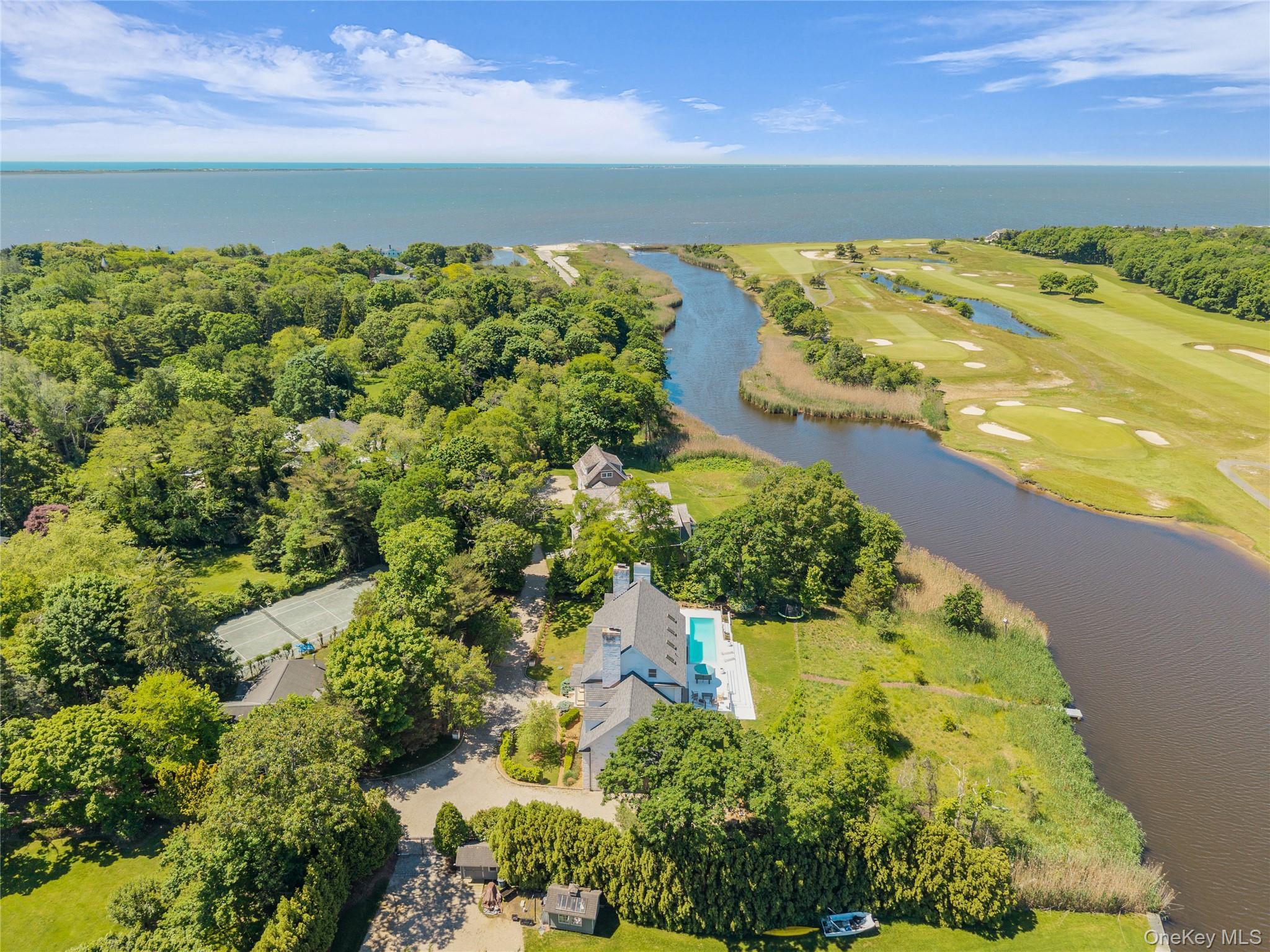 Single Family S Howells Point Road  Suffolk County, NY 11713, MLS-1013917-4