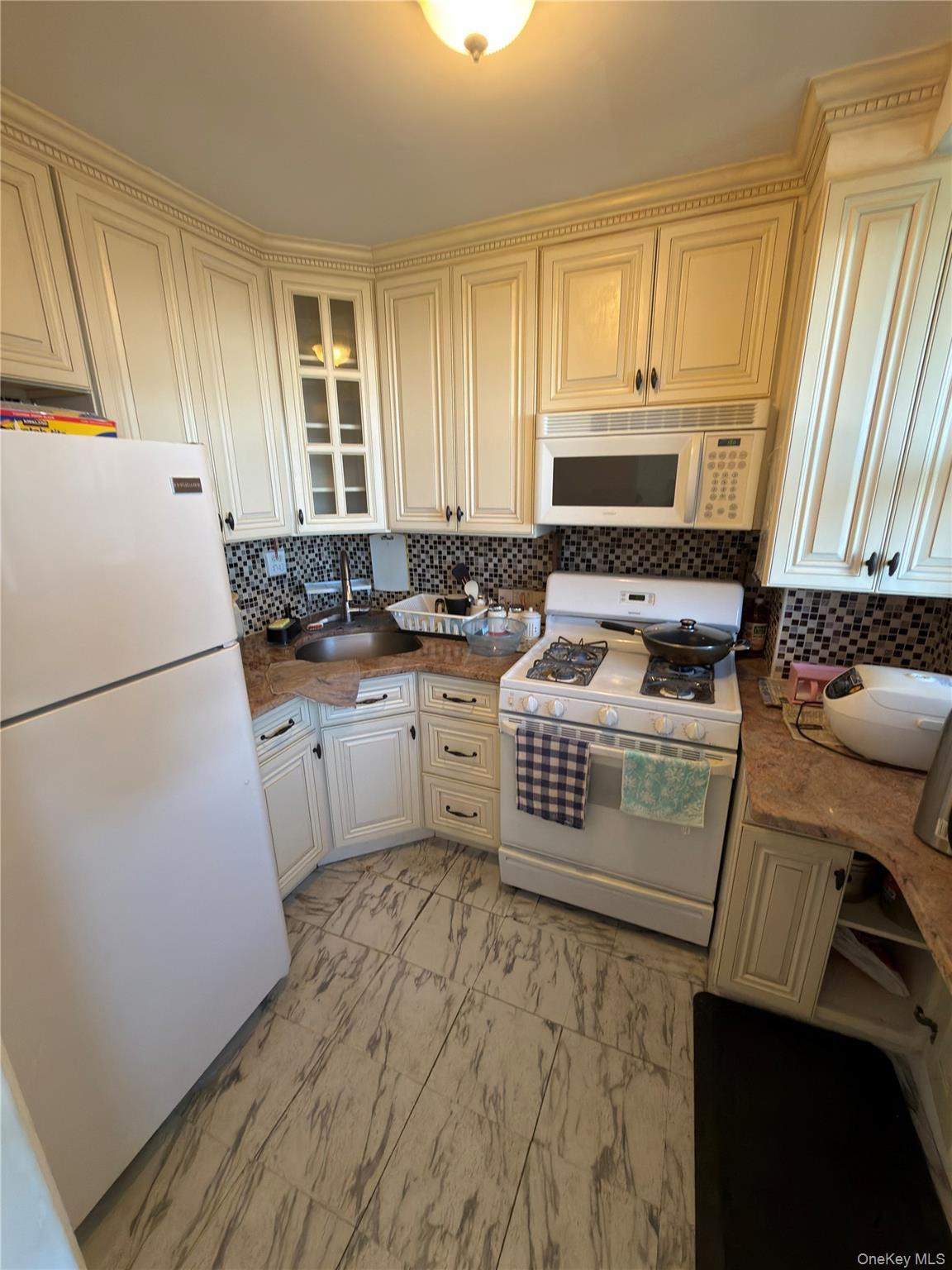 Apartment 62nd Drive  Queens, NY 11374, MLS-1013927-7