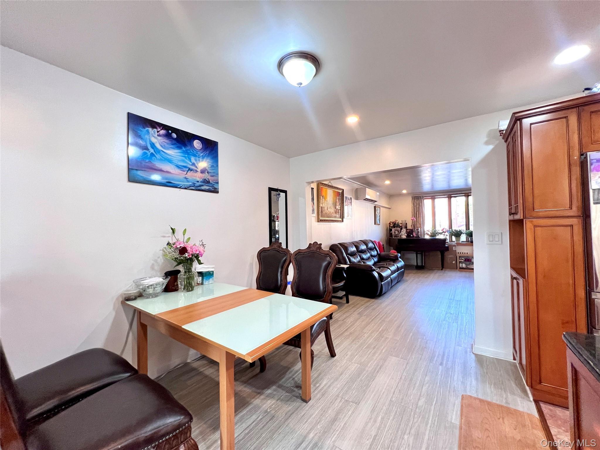 Single Family 196th Queens, NY 11365, MLS-1013932-6
