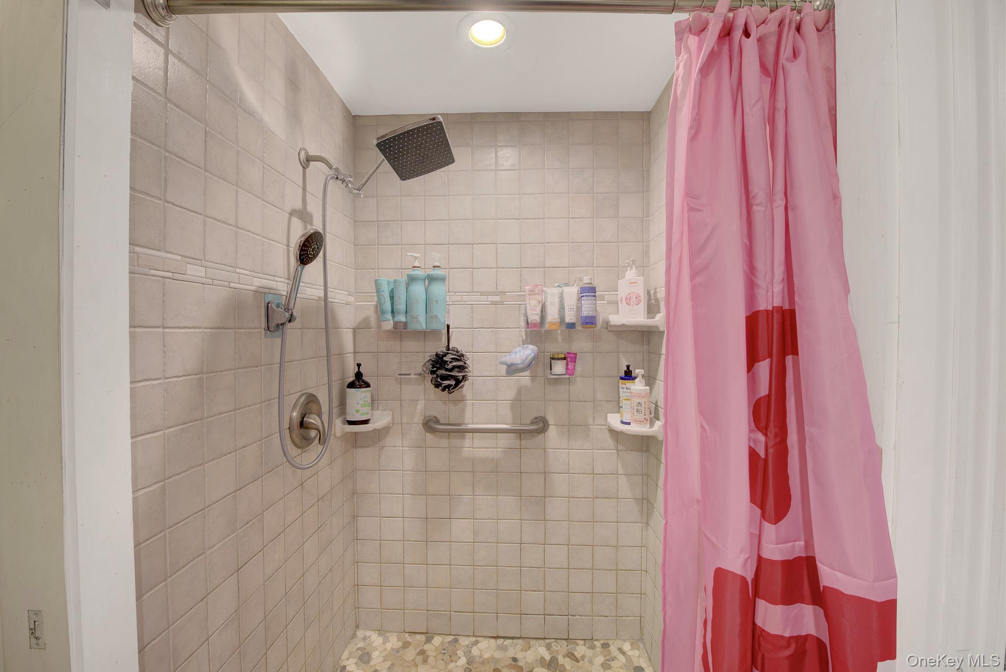 Single Family Seneca Drive  Suffolk County, NY 11725, MLS-1013938-9