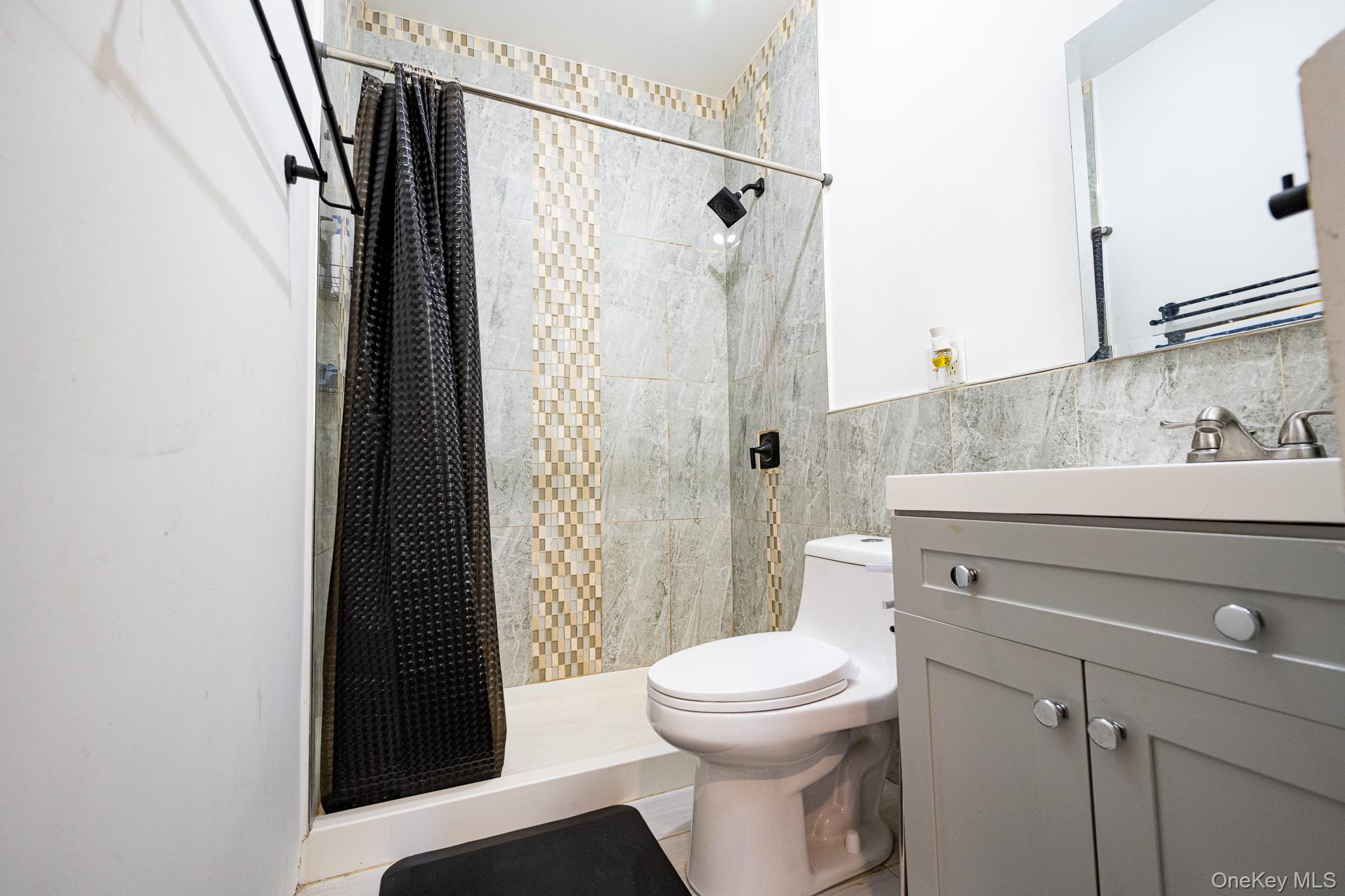 Single Family 86th  Queens, NY 11421, MLS-1013987-6