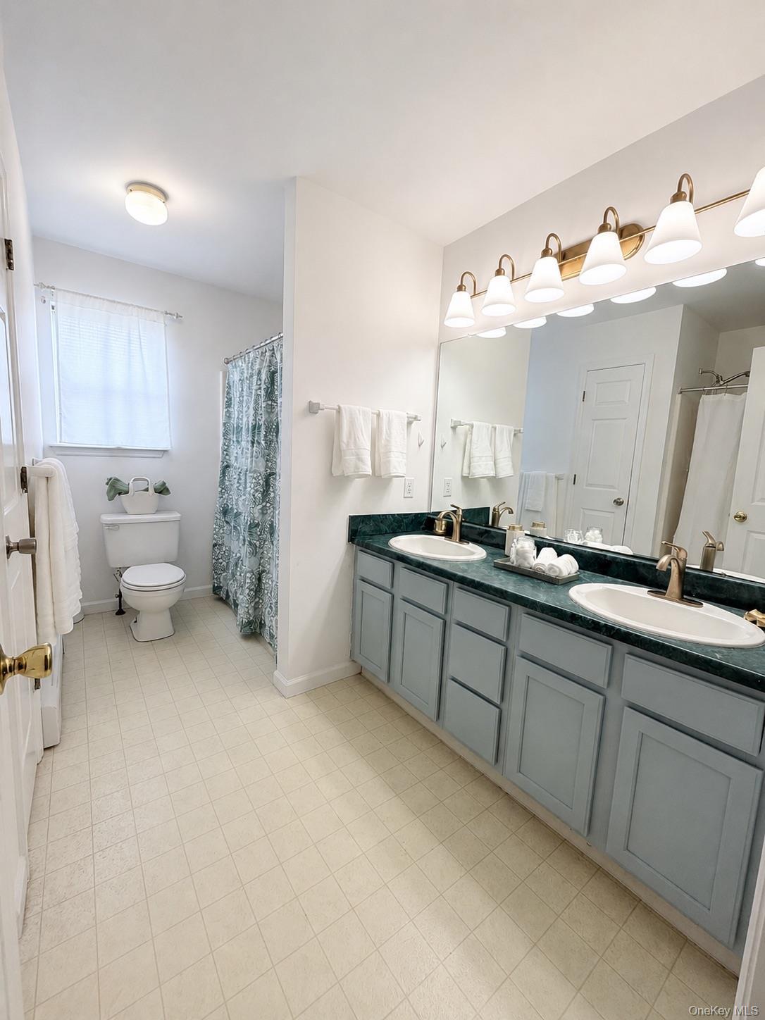 Single Family Briarwood Drive Dutchess County, NY 12590, MLS-1014009-21