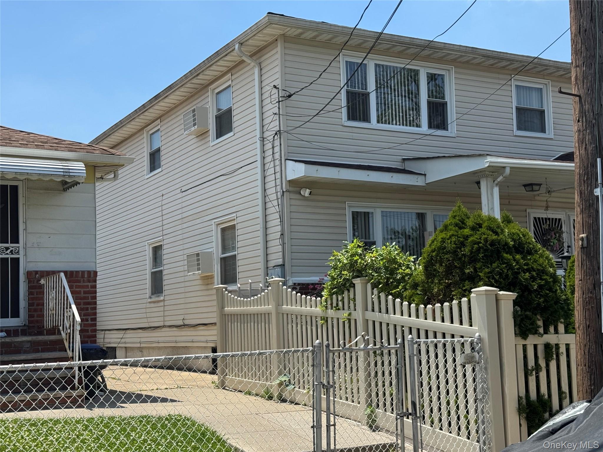 Single Family 145th Avenue Queens, NY 11413, MLS-1014039-2