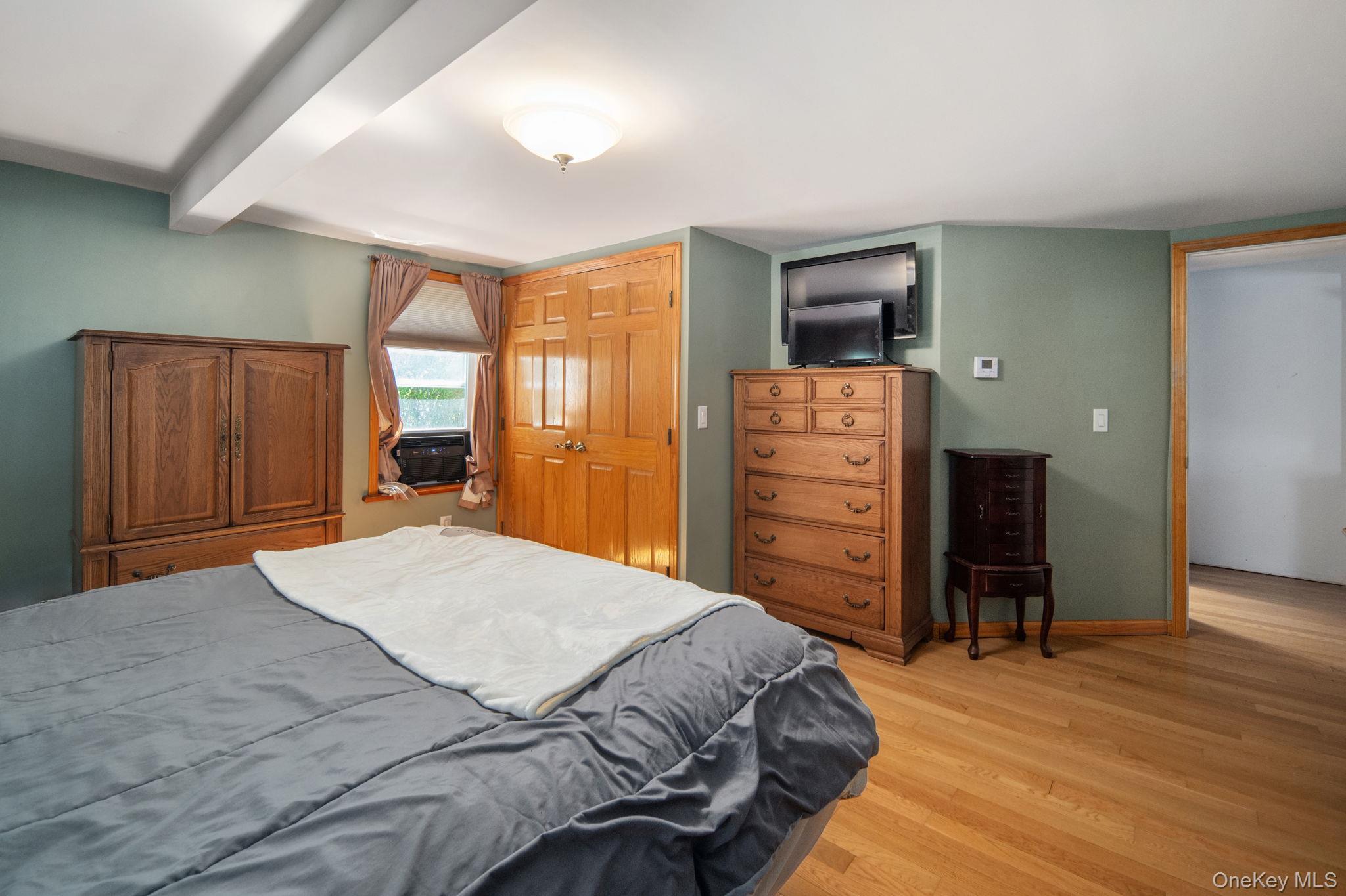 Single Family Main  Out Of Area, NY 12149, MLS-1014041-23