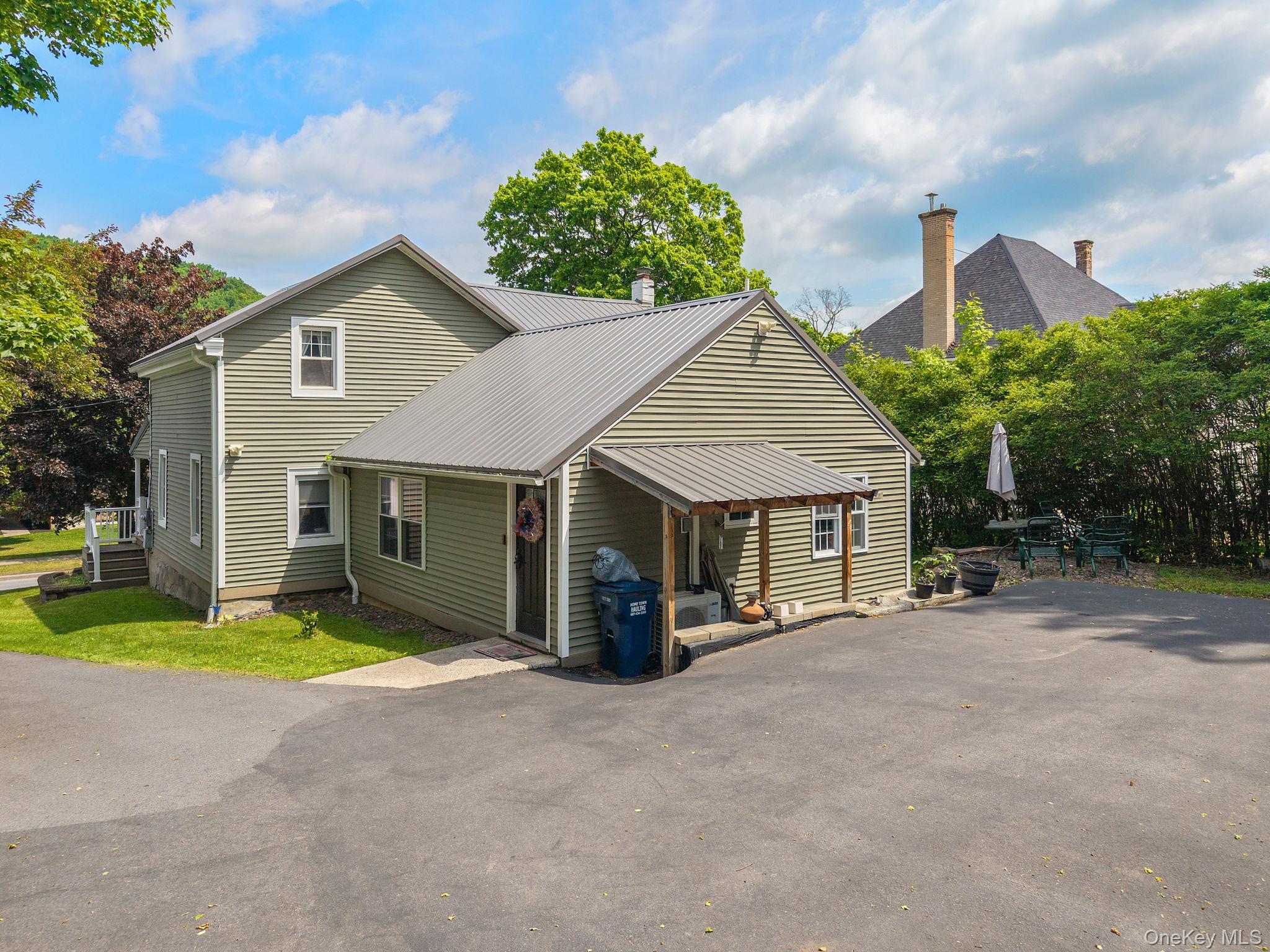 Single Family Main  Out Of Area, NY 12149, MLS-1014041-41