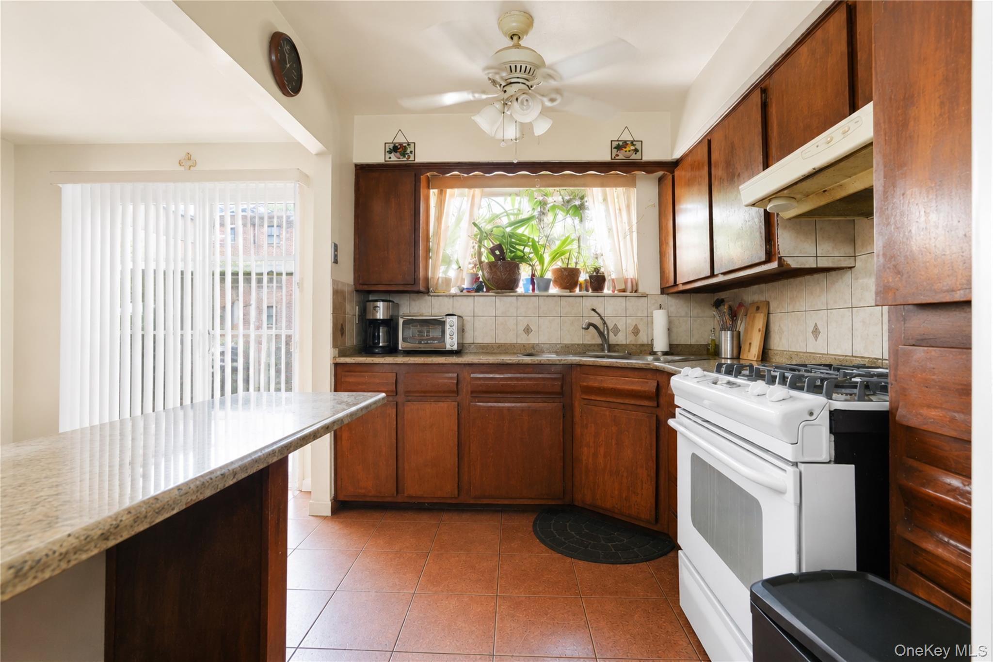 Single Family E 59th Street Brooklyn, NY 11234, MLS-1014044-31