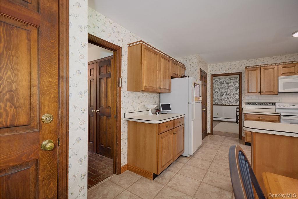 Single Family Stoutenburgh Drive Dutchess County, NY 12538, MLS-1014045-16