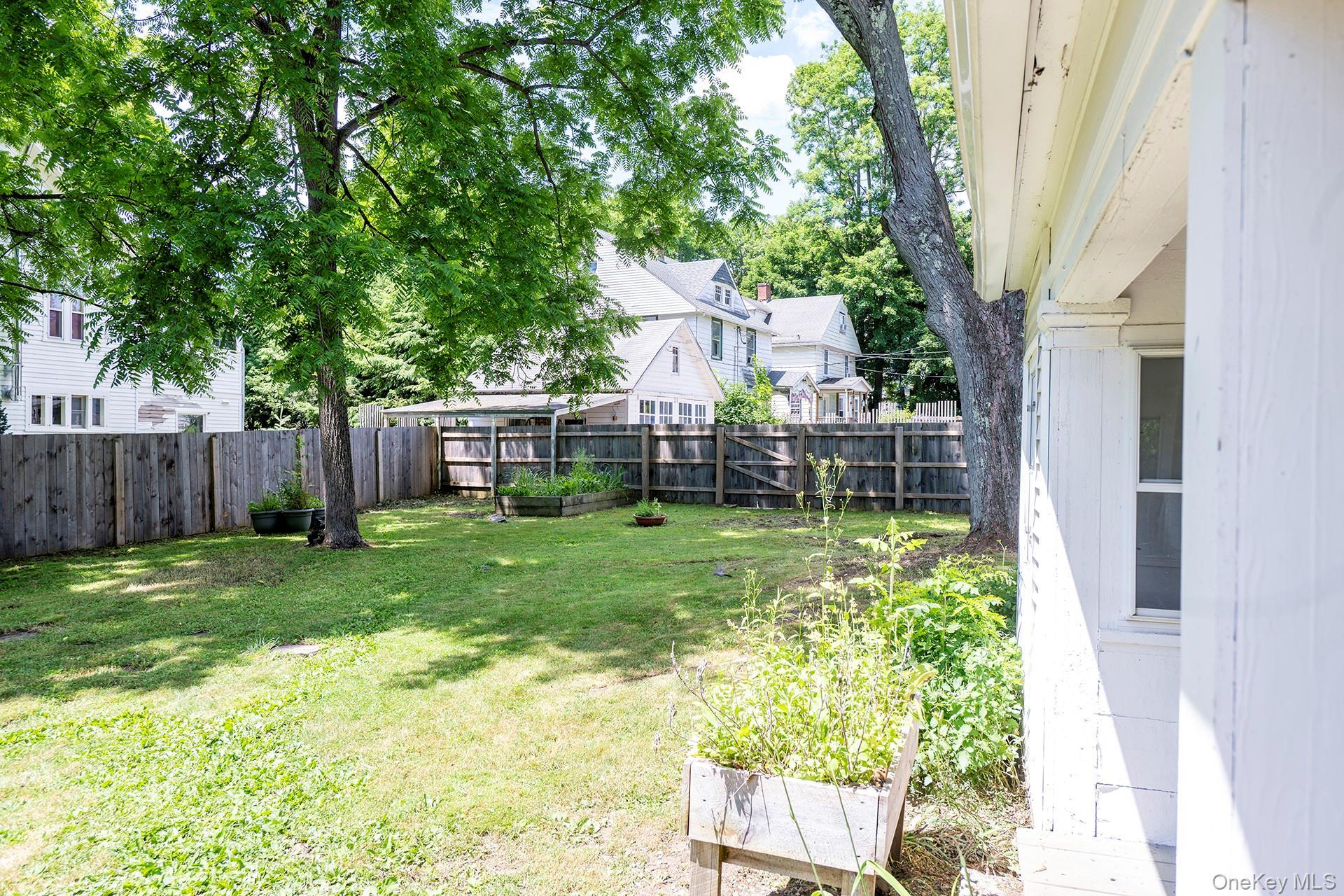 Single Family S Maple Avenue Dutchess County, NY 12546, MLS-1014048-35