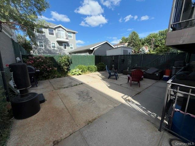 Single Family Davis Avenue Bronx, NY 10465, MLS-1014056-15