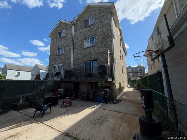 Single Family Davis Avenue Bronx, NY 10465, MLS-1014056-16