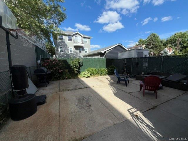Single Family Davis Avenue  Bronx, NY 10465, MLS-1014056-17