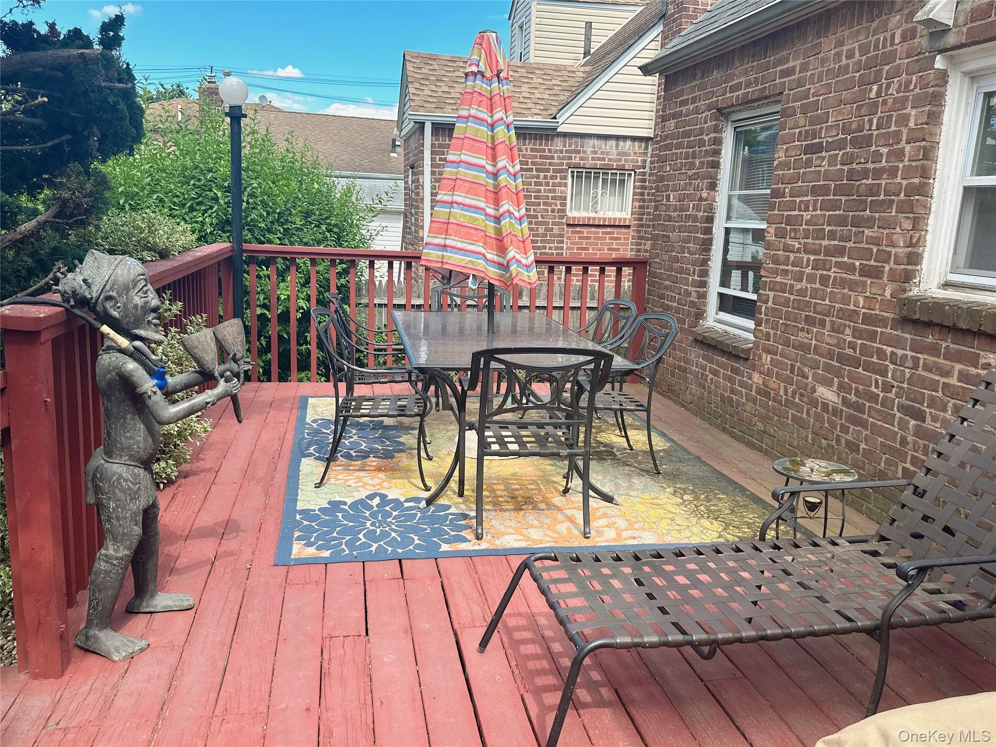 Single Family 76th Avenue  Queens, NY 11366, MLS-1014057-17