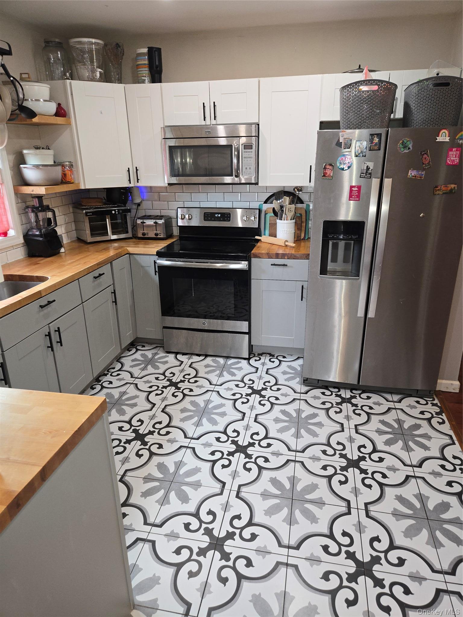 Single Family Kelsey Road  Dutchess County, NY 12601, MLS-1014082-11