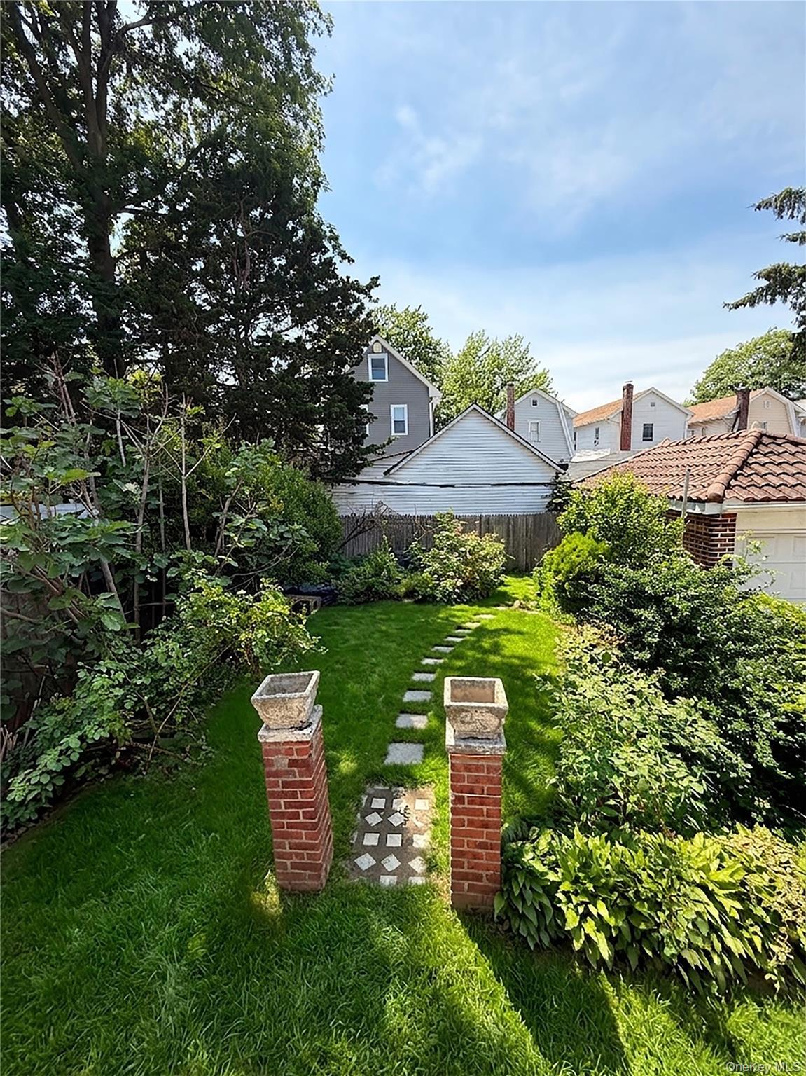 Single Family Colonial Avenue Bronx, NY 10461, MLS-1014130-26