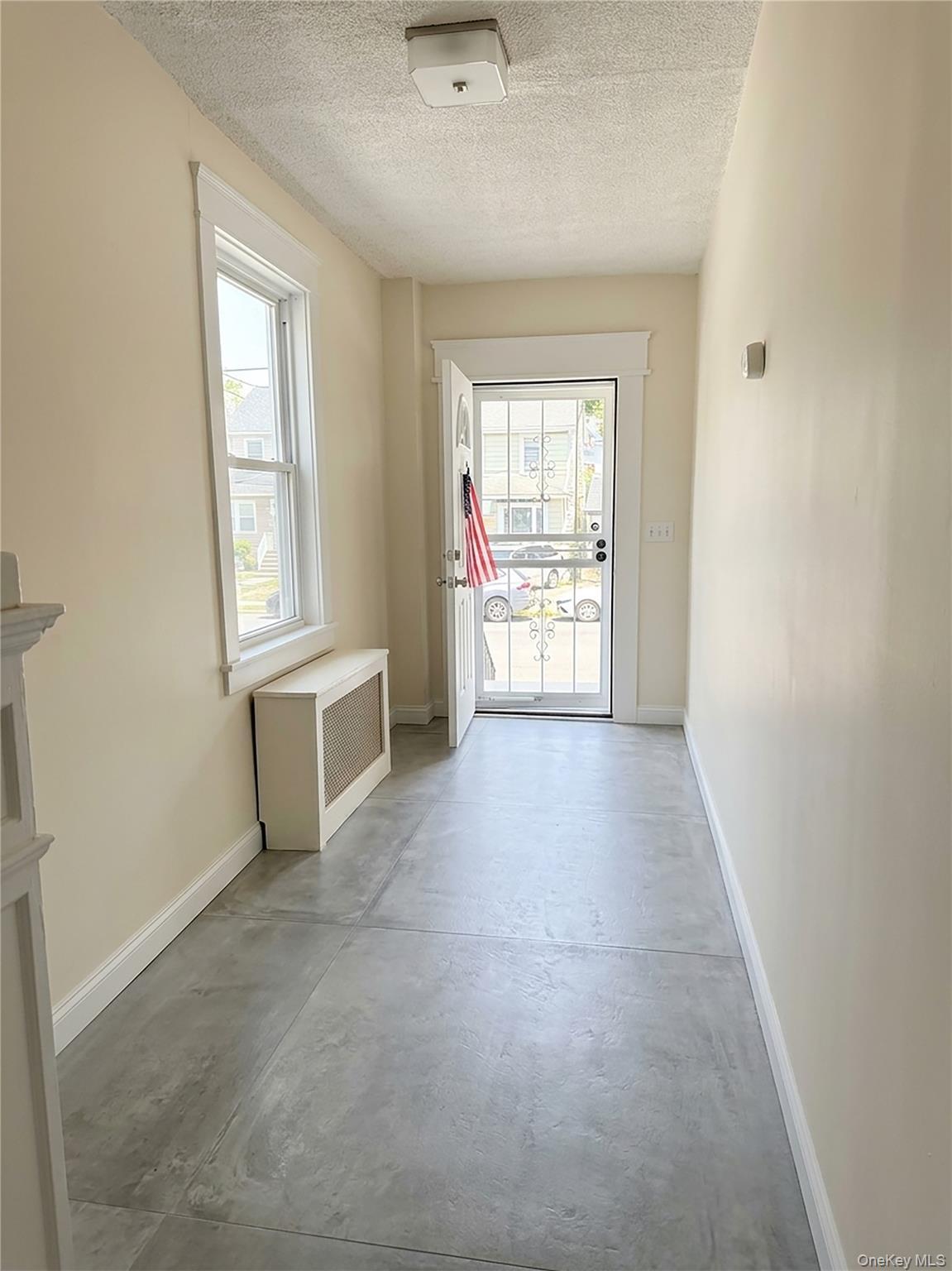 Single Family Colonial Avenue Bronx, NY 10461, MLS-1014130-8