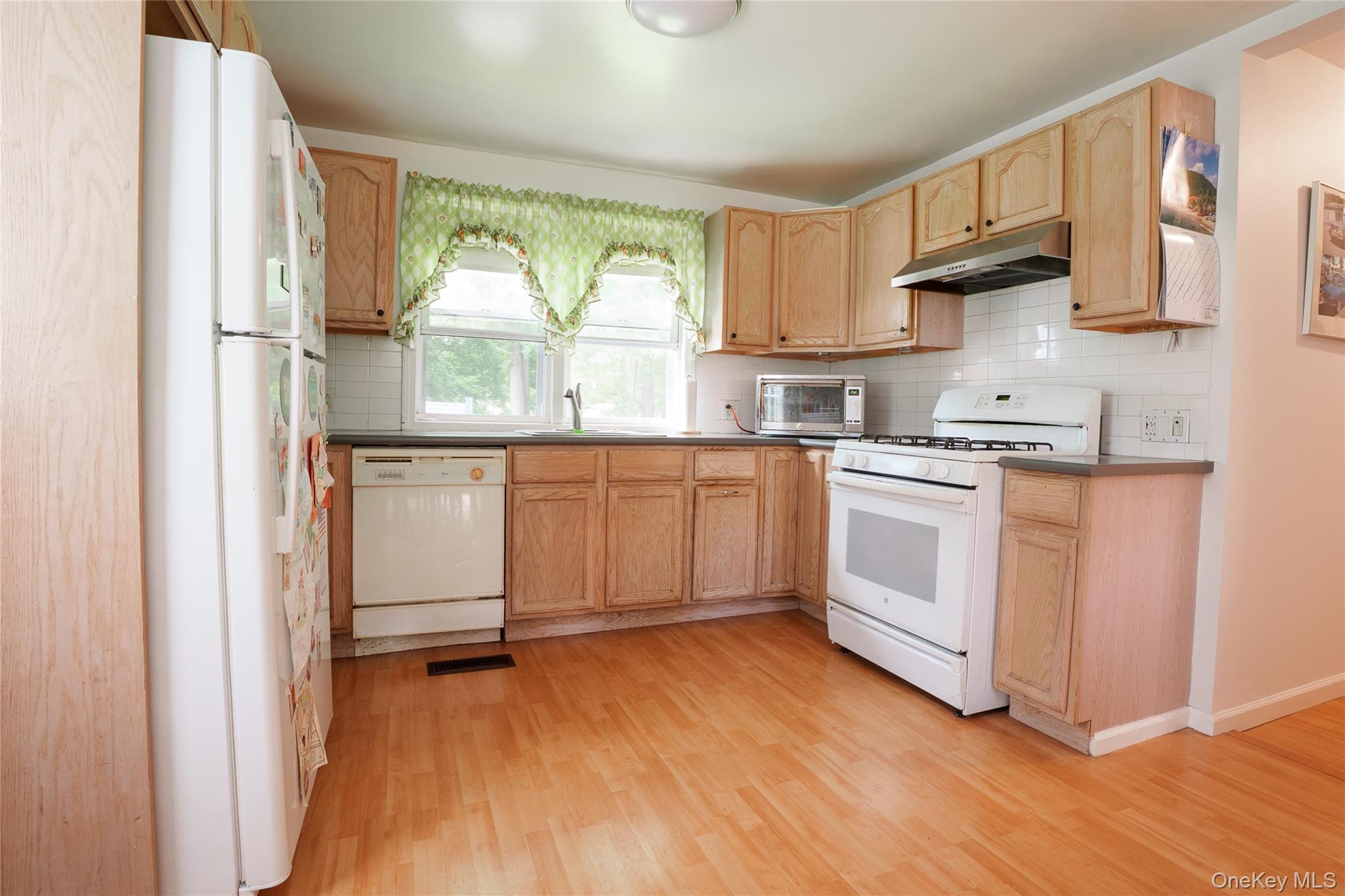 Single Family Worthington Drive W  Putnam County, NY 10512, MLS-1014131-11