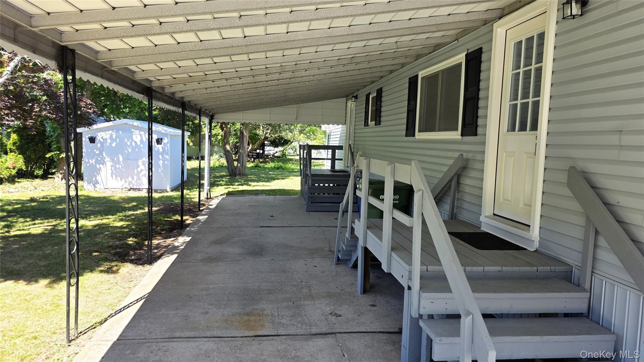 Single Family Betsy Ross  Suffolk County, NY 11716, MLS-1014148-17
