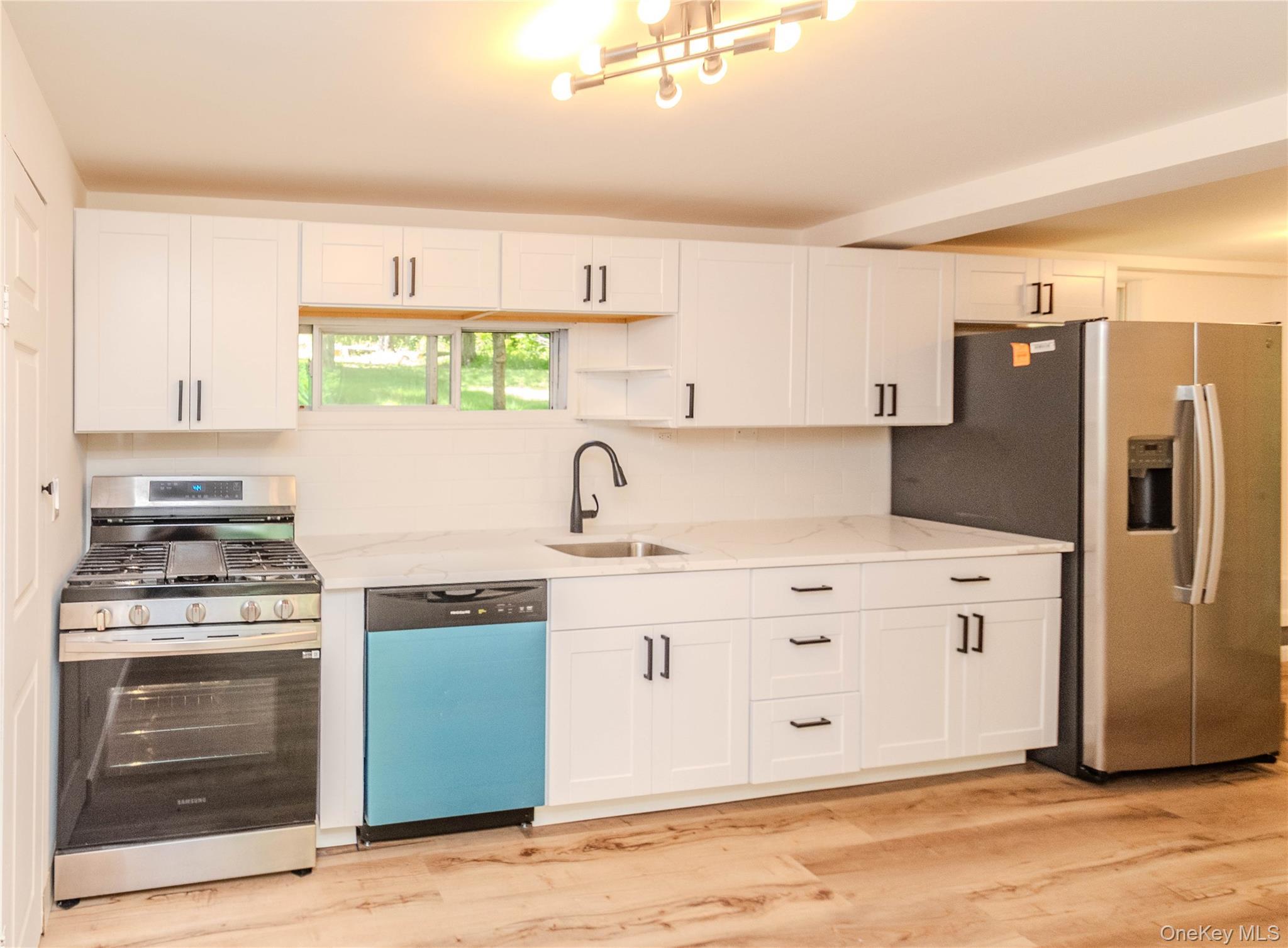 Single Family Old Hollow Road Dutchess County, NY 12514, MLS-1014149-11