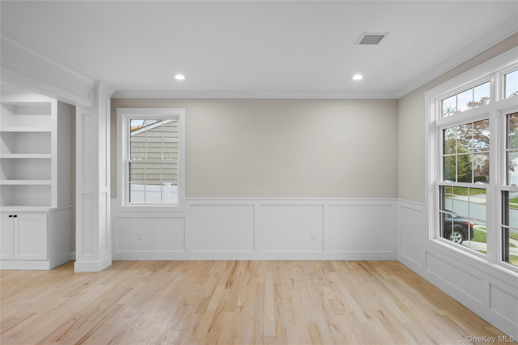 Single Family Devon Road  Nassau County, NY 11714, MLS-1014185-18