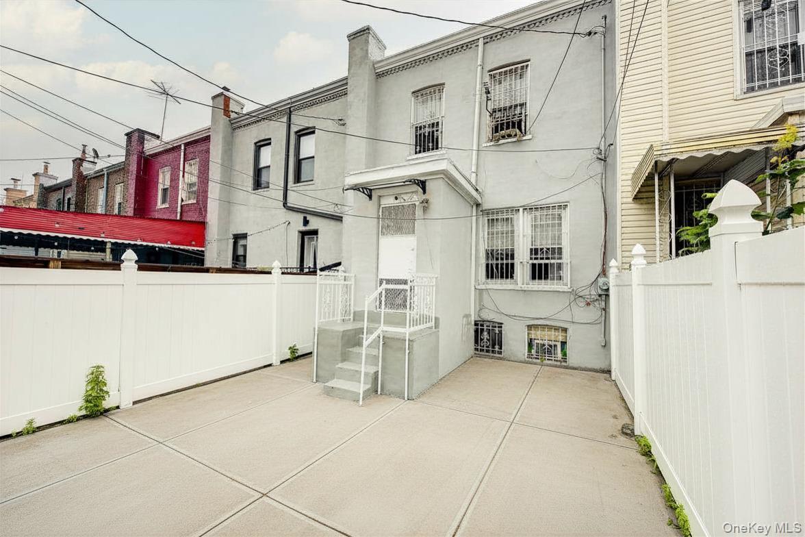 Single Family Adler Place  Brooklyn, NY 11208, MLS-1014188-18