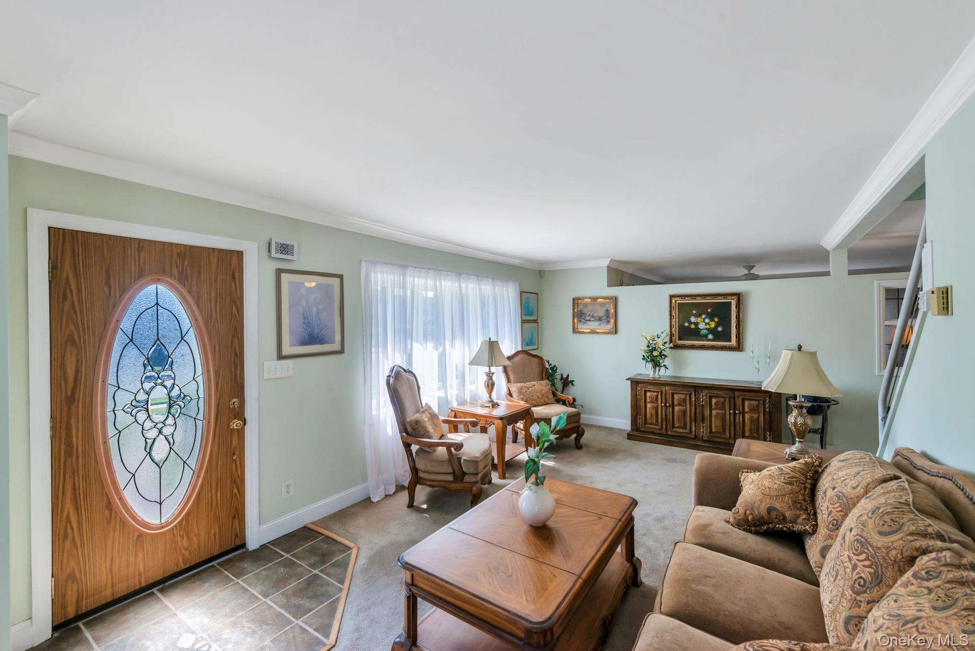 Single Family Fiddler Lane  Nassau County, NY 11714, MLS-1014209-9