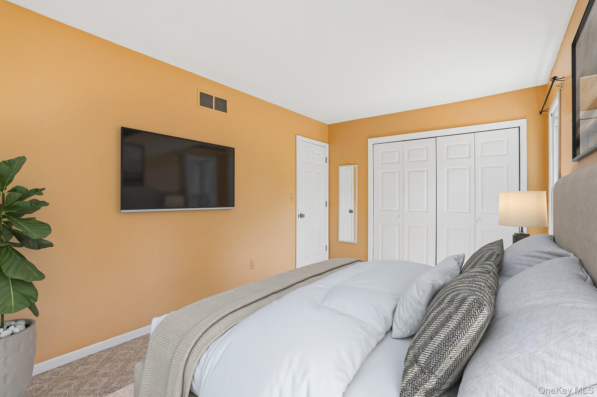 Single Family Riverview Circle Dutchess County, NY 12601, MLS-1014215-14