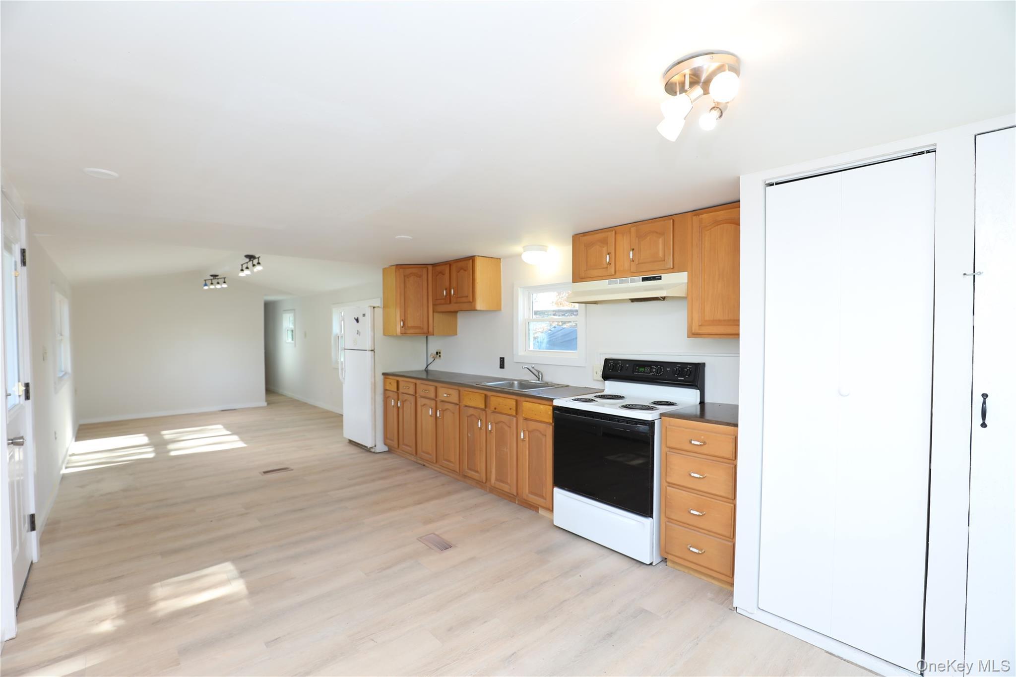 Single Family Joslen  Columbia County, NY 12534, MLS-1014229-4