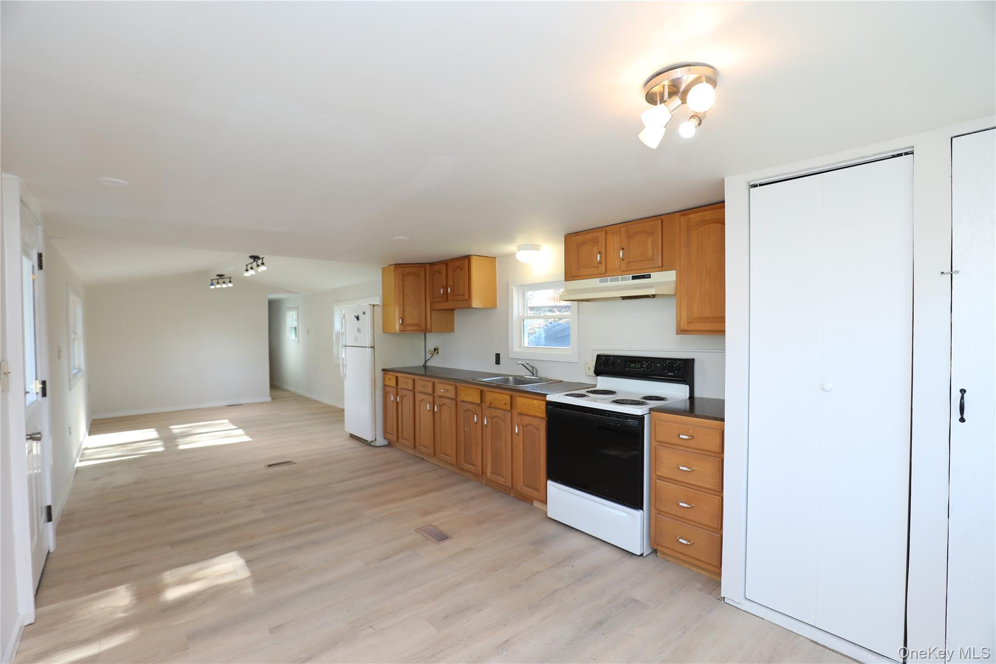 Single Family Joslen  Columbia County, NY 12534, MLS-1014229-5
