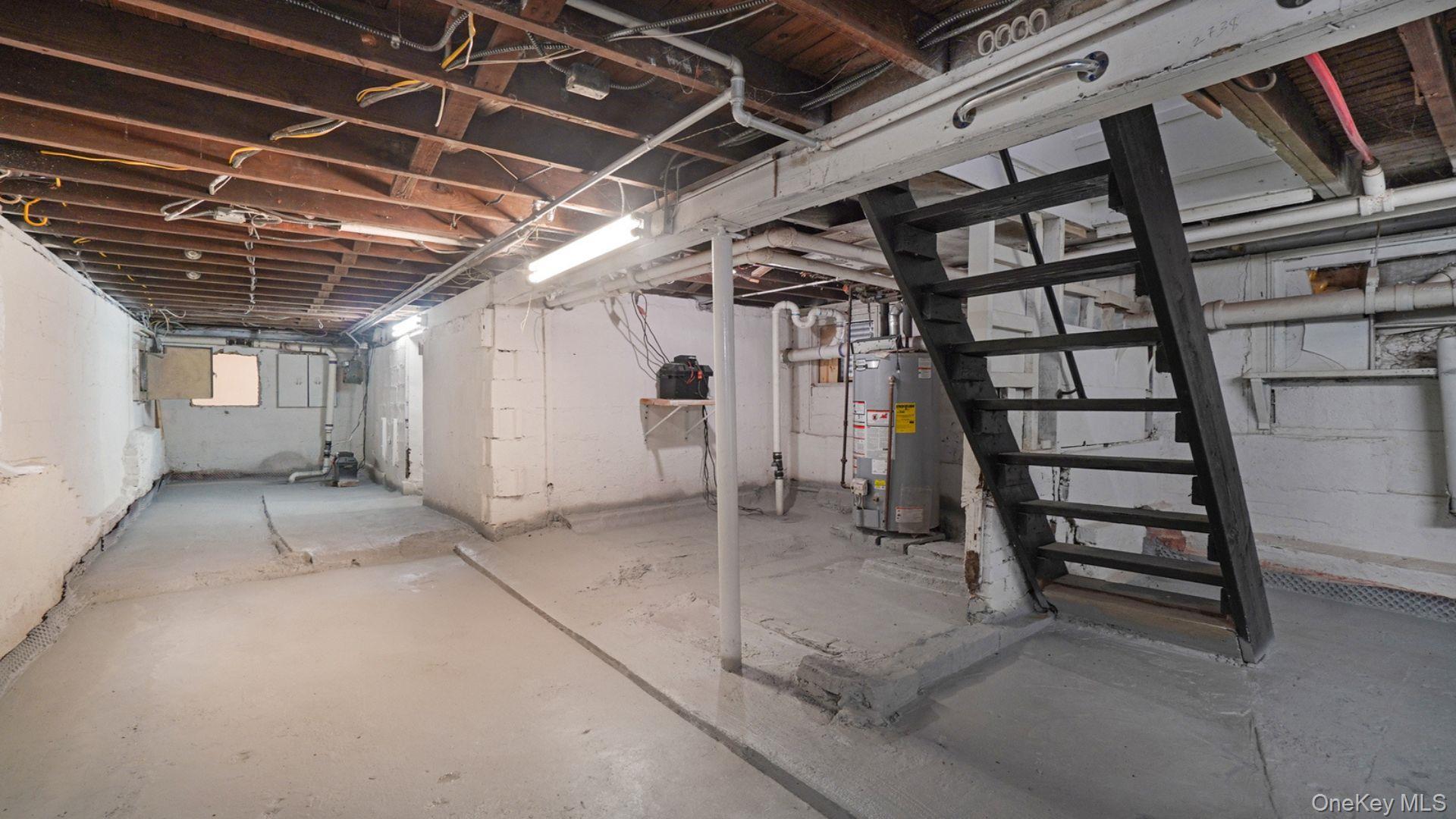 Single Family Miles Avenue Bronx, NY 10465, MLS-1014232-17