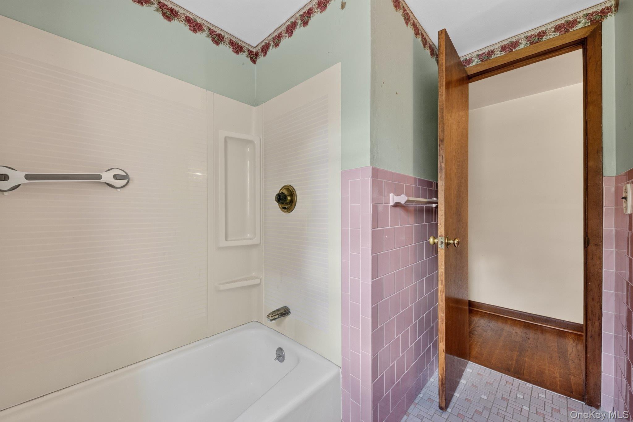 Single Family Hudson Drive Orange County, NY 12553, MLS-1014237-19