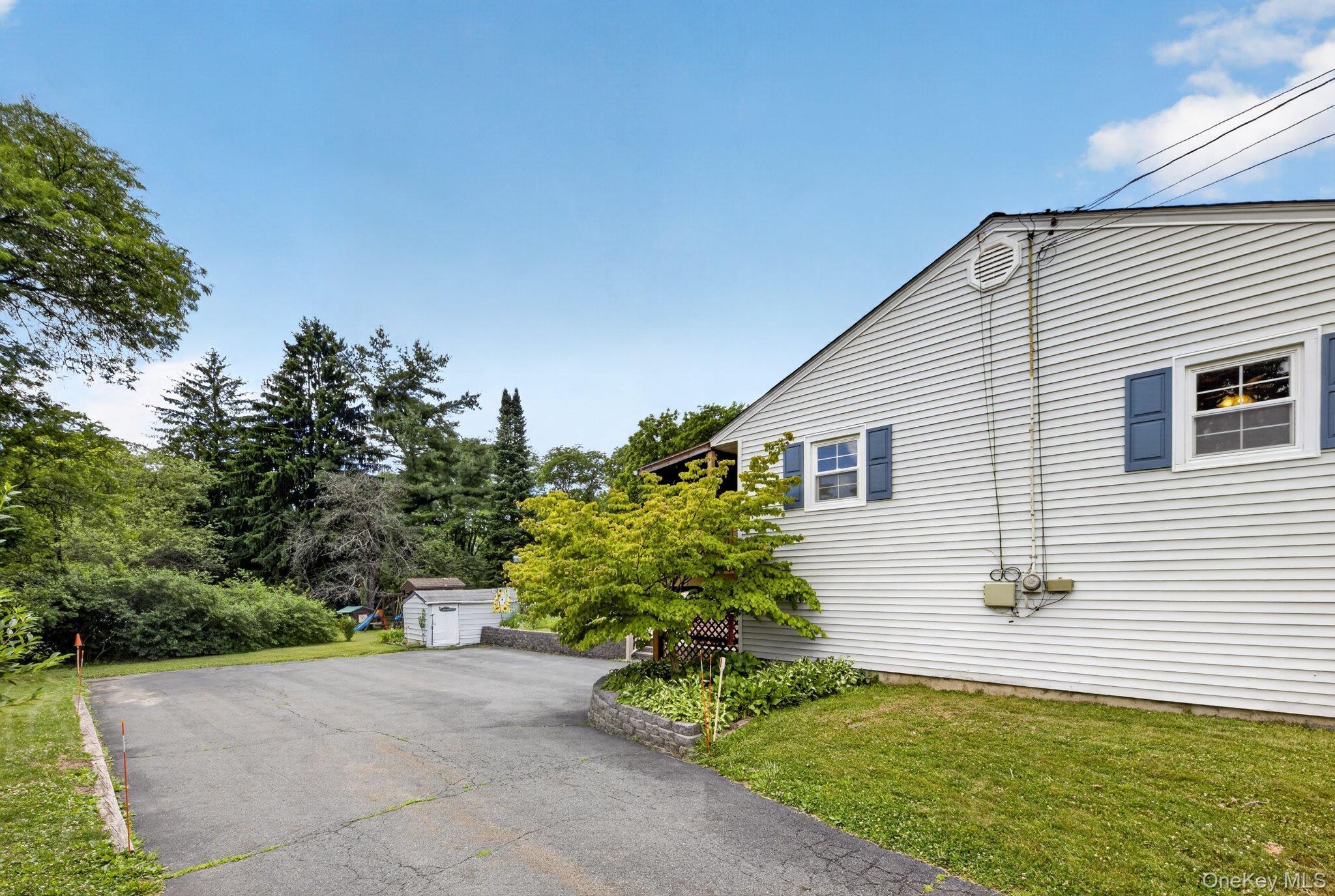 Single Family Hudson Drive Orange County, NY 12553, MLS-1014237-32