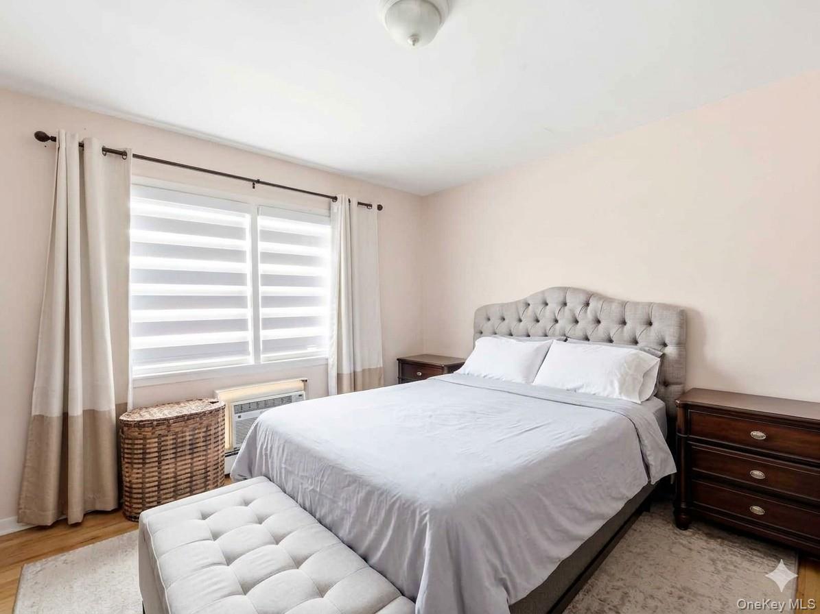 Single Family 164 Street Queens, NY 11365, MLS-1014250-10