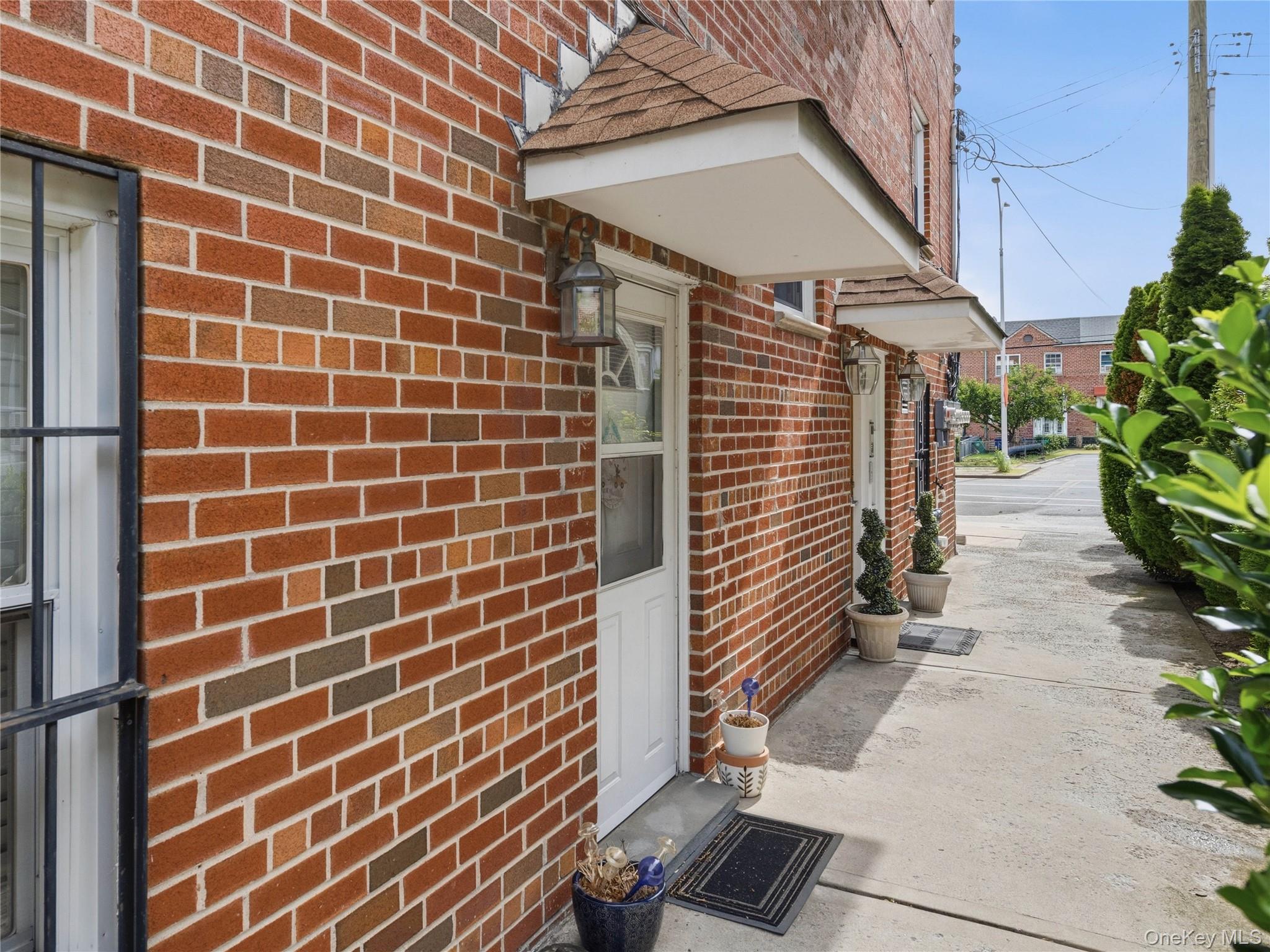 Single Family 164 Street Queens, NY 11365, MLS-1014250-15