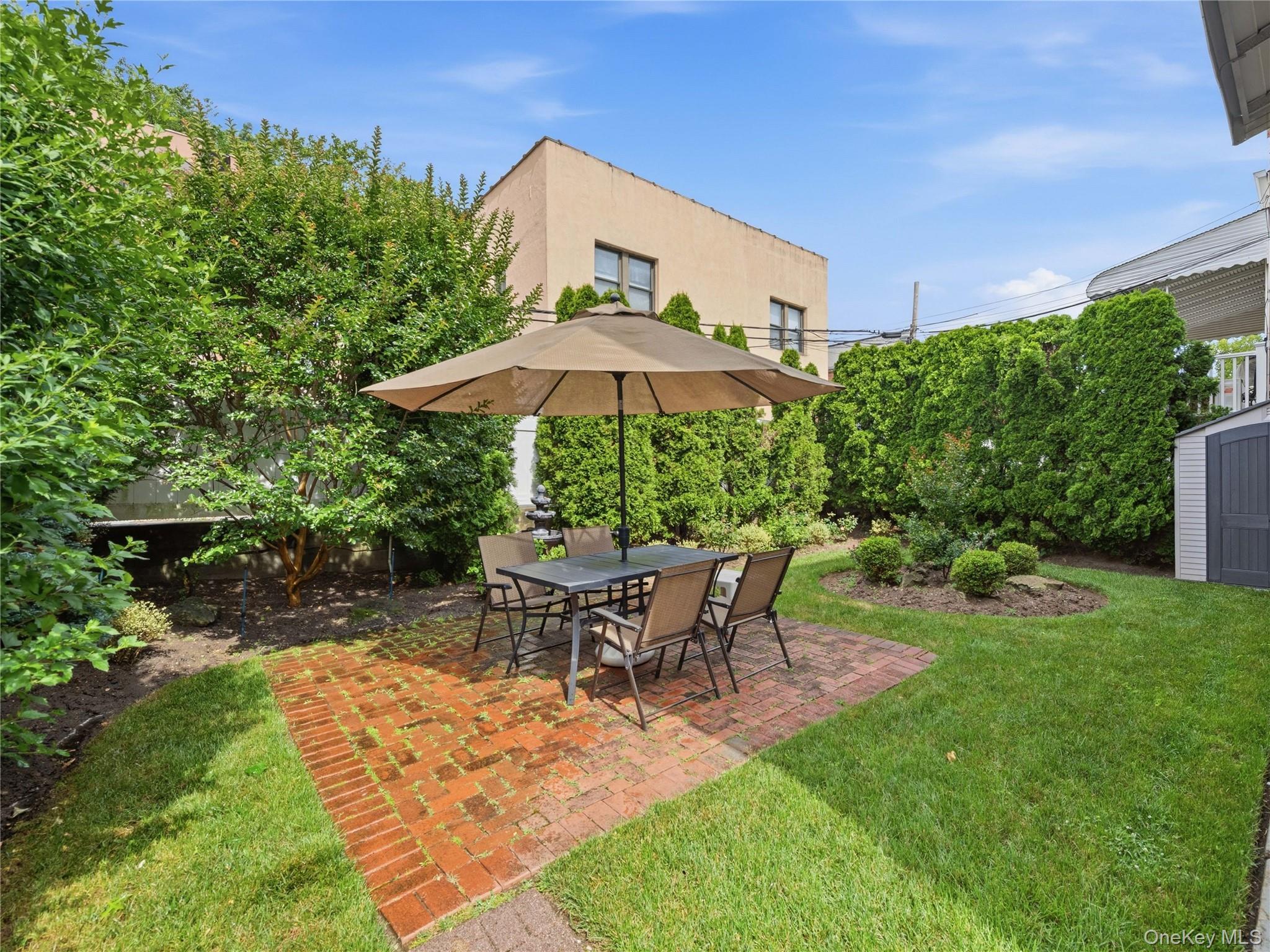 Single Family 164 Street Queens, NY 11365, MLS-1014250-18