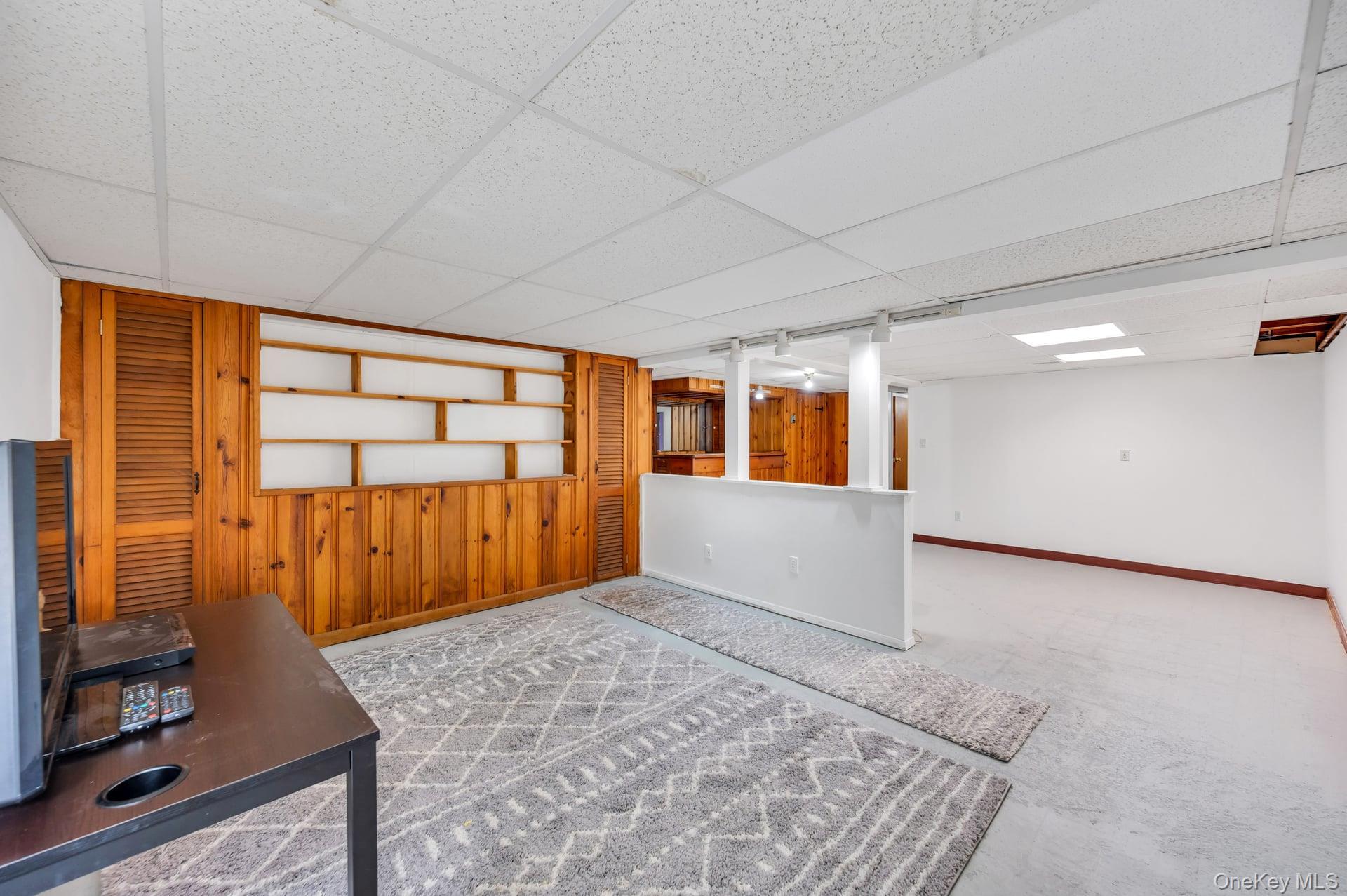 Single Family Albers Lane  Nassau County, NY 11735, MLS-1014270-28