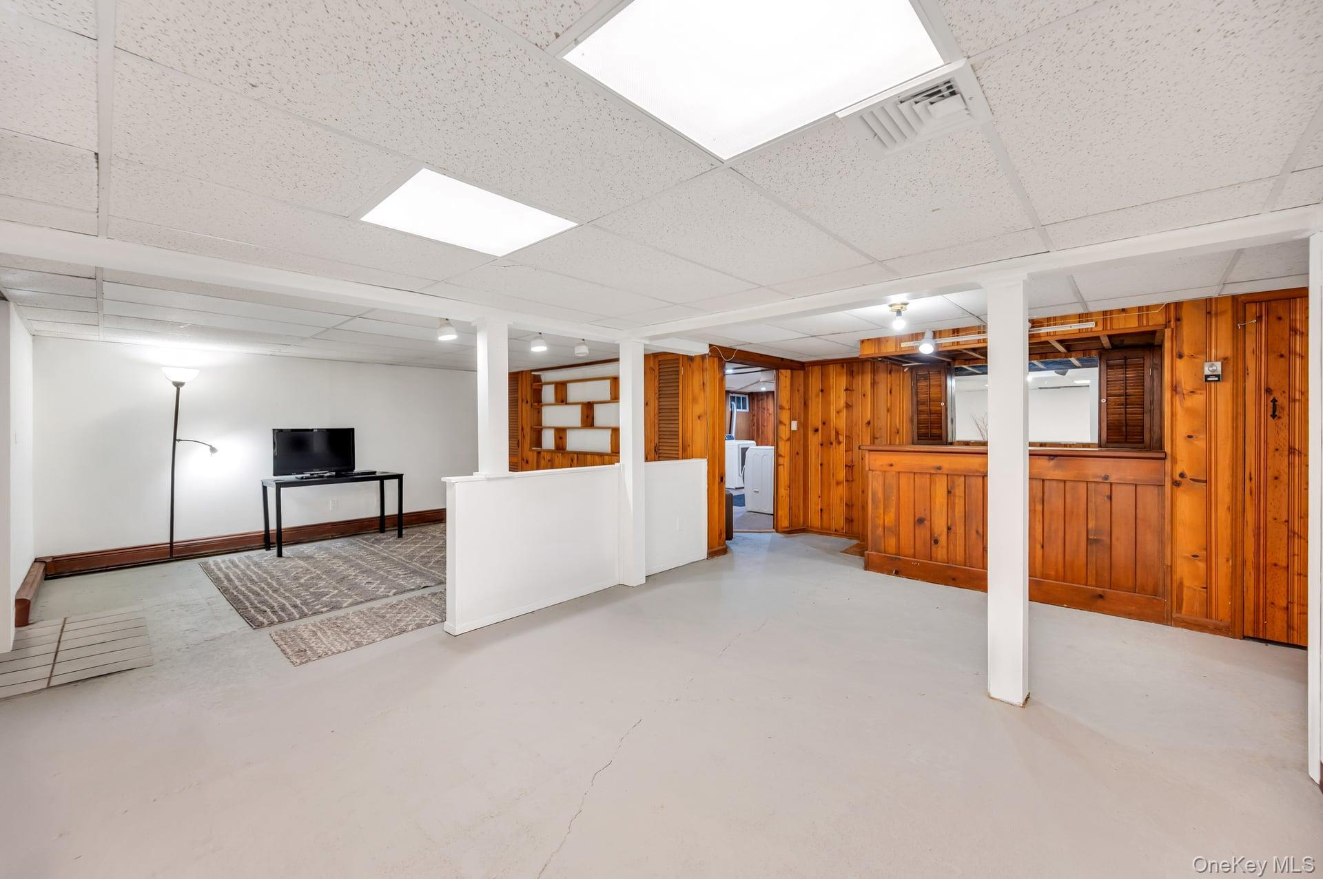 Single Family Albers Lane  Nassau County, NY 11735, MLS-1014270-29