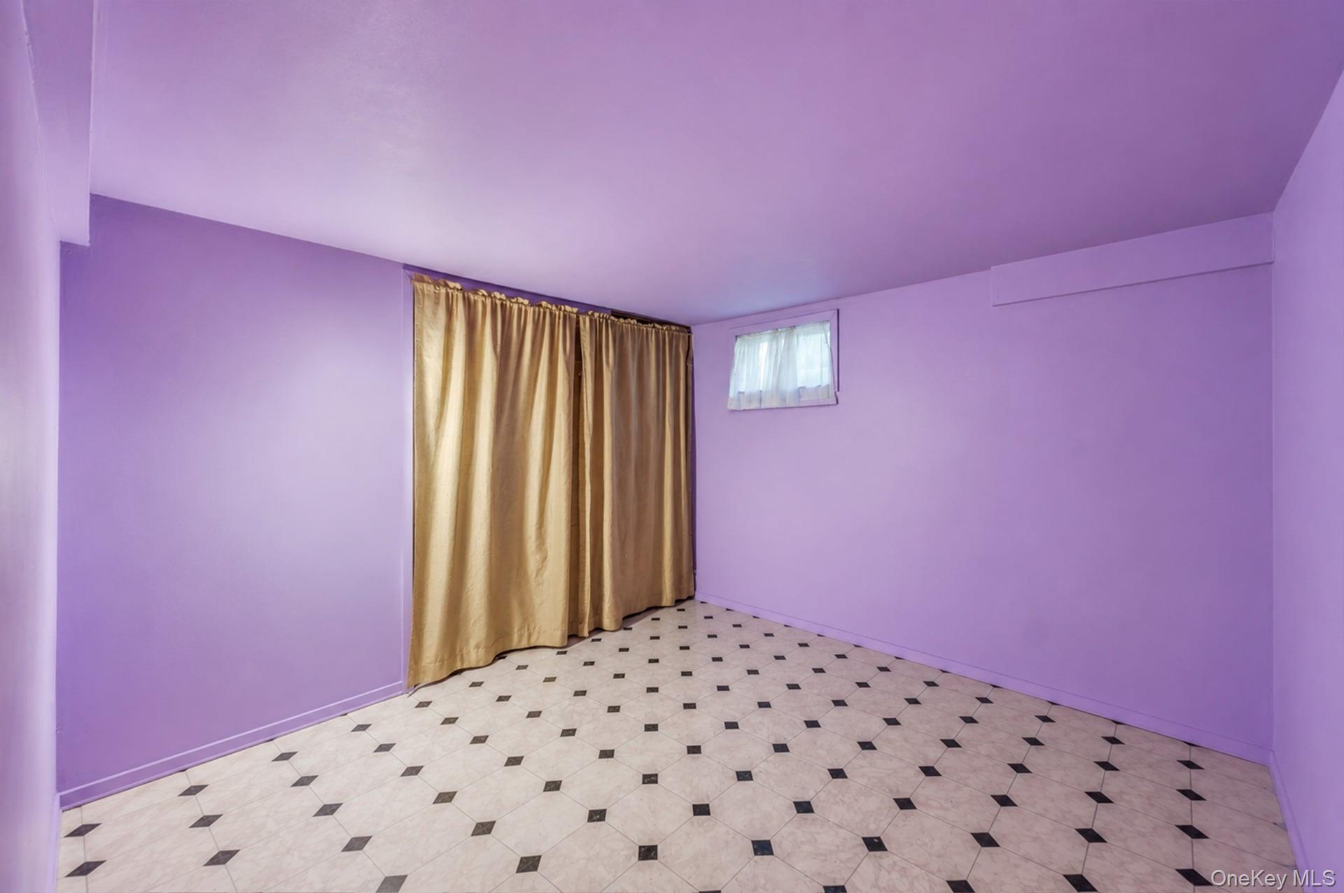 Single Family Albers Lane  Nassau County, NY 11735, MLS-1014270-31