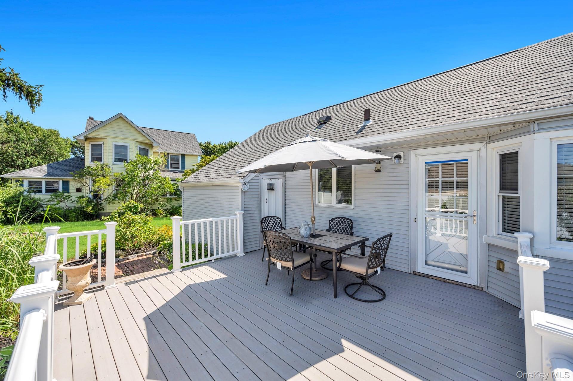 Single Family Albers Lane  Nassau County, NY 11735, MLS-1014270-36