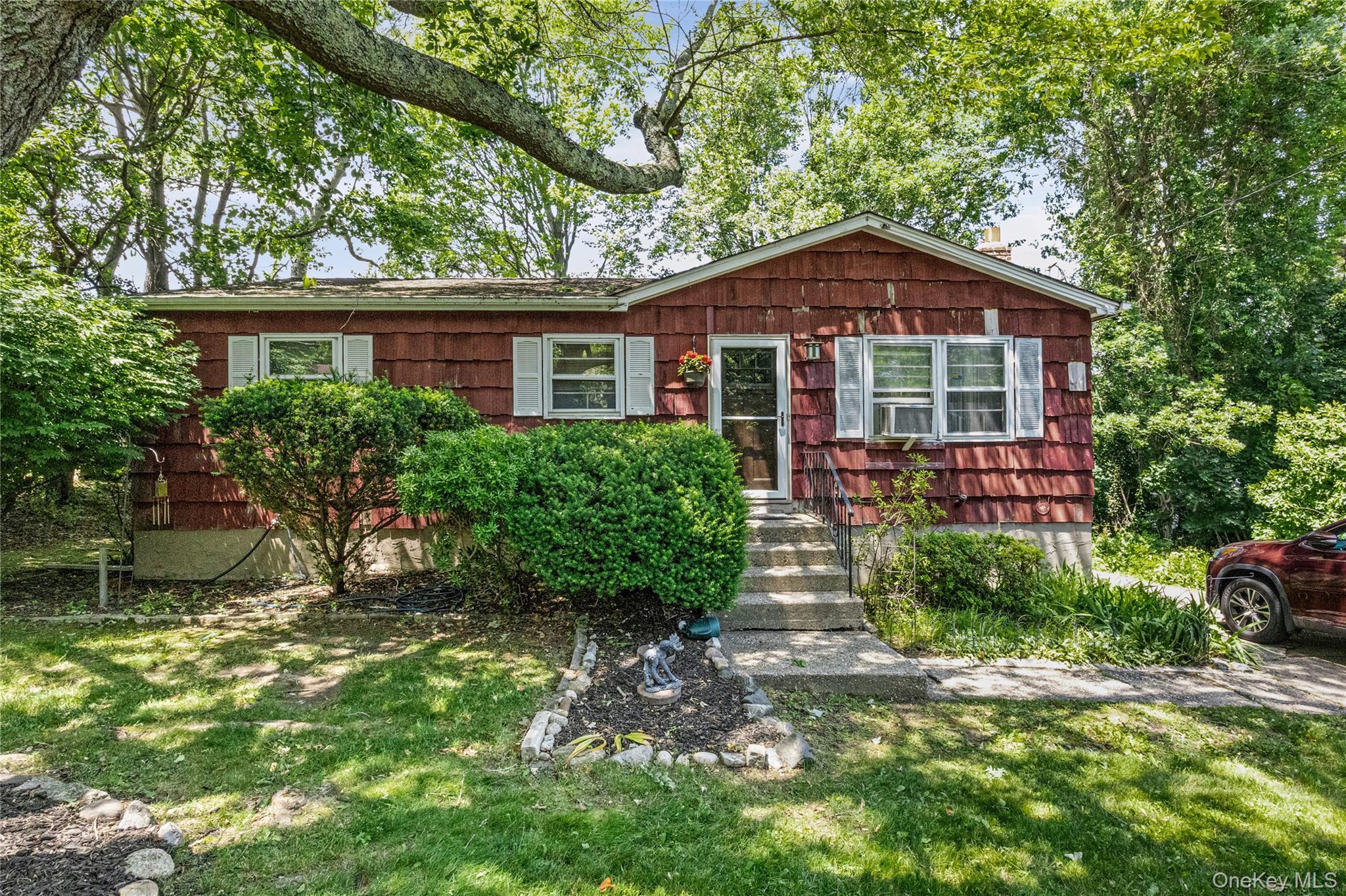 Single Family Maple Road Suffolk County, NY 11778, MLS-1014283-15