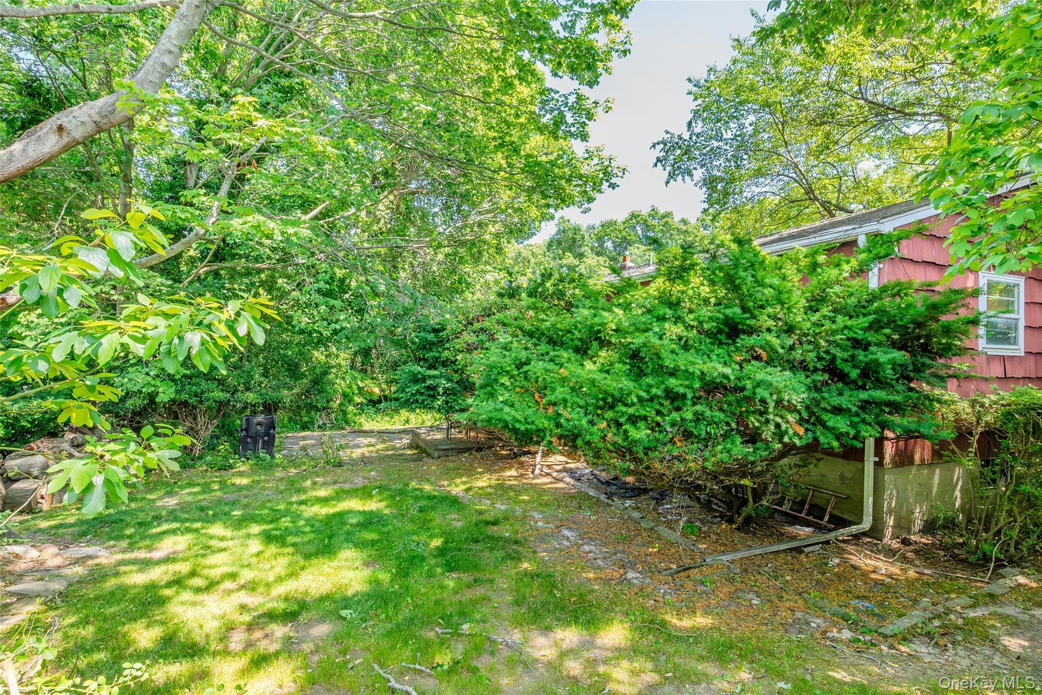 Single Family Maple Road Suffolk County, NY 11778, MLS-1014283-25