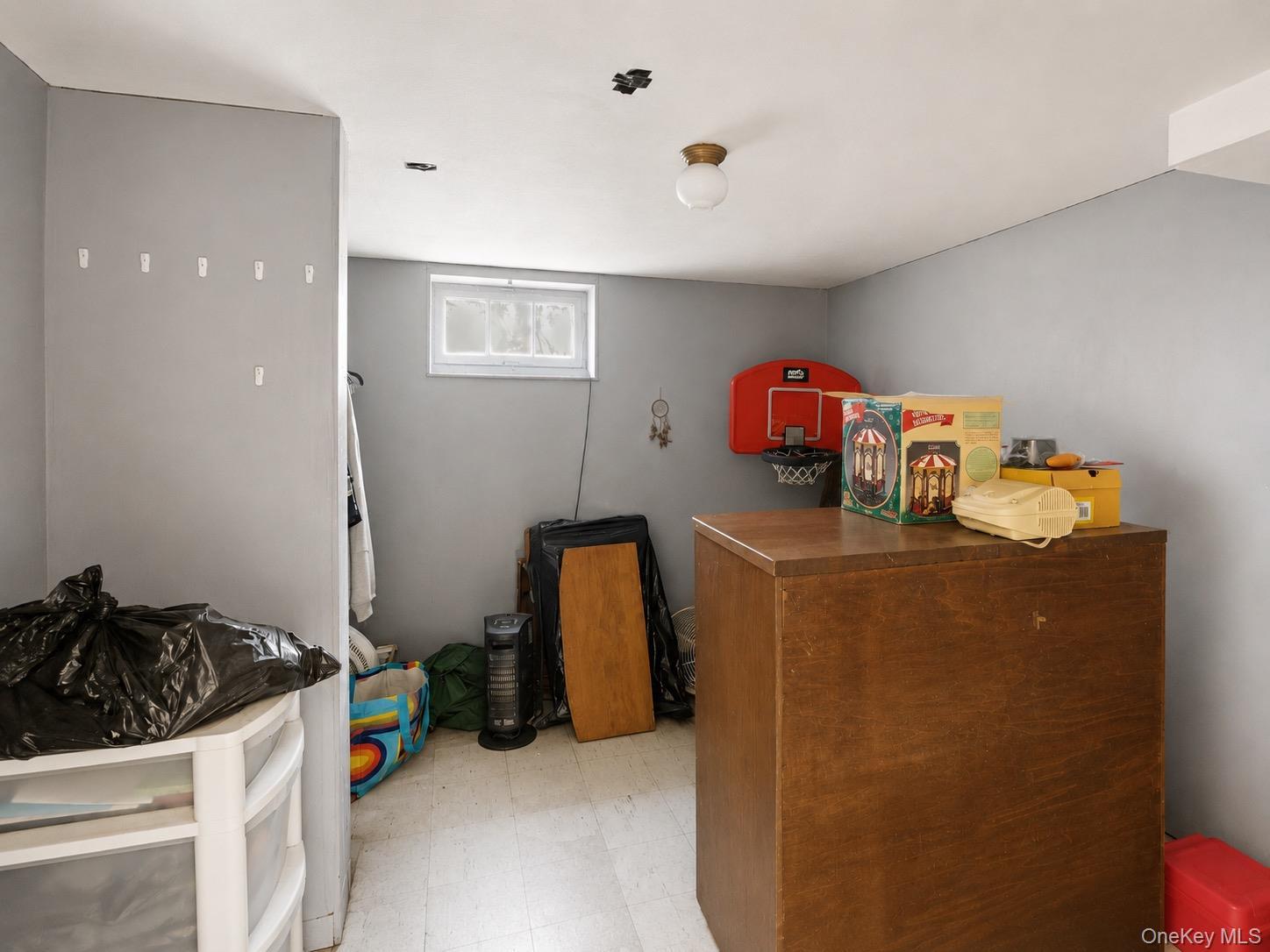Single Family Maple Road Suffolk County, NY 11778, MLS-1014283-30