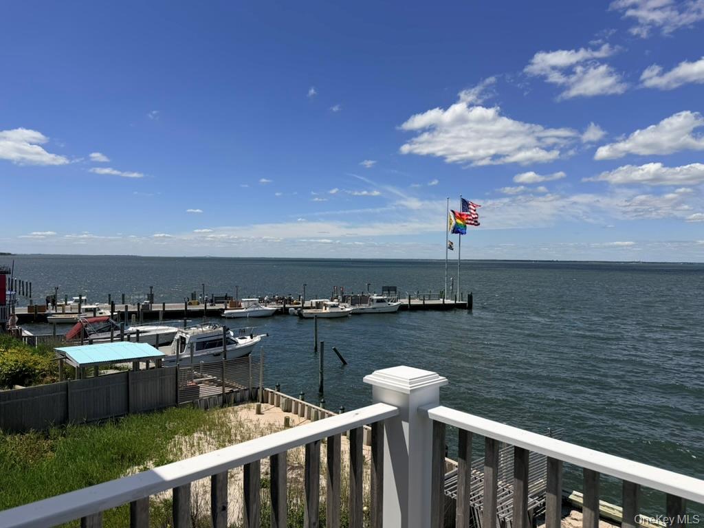Single Family Bayview Walk Suffolk County, NY 11782, MLS-1014328-13