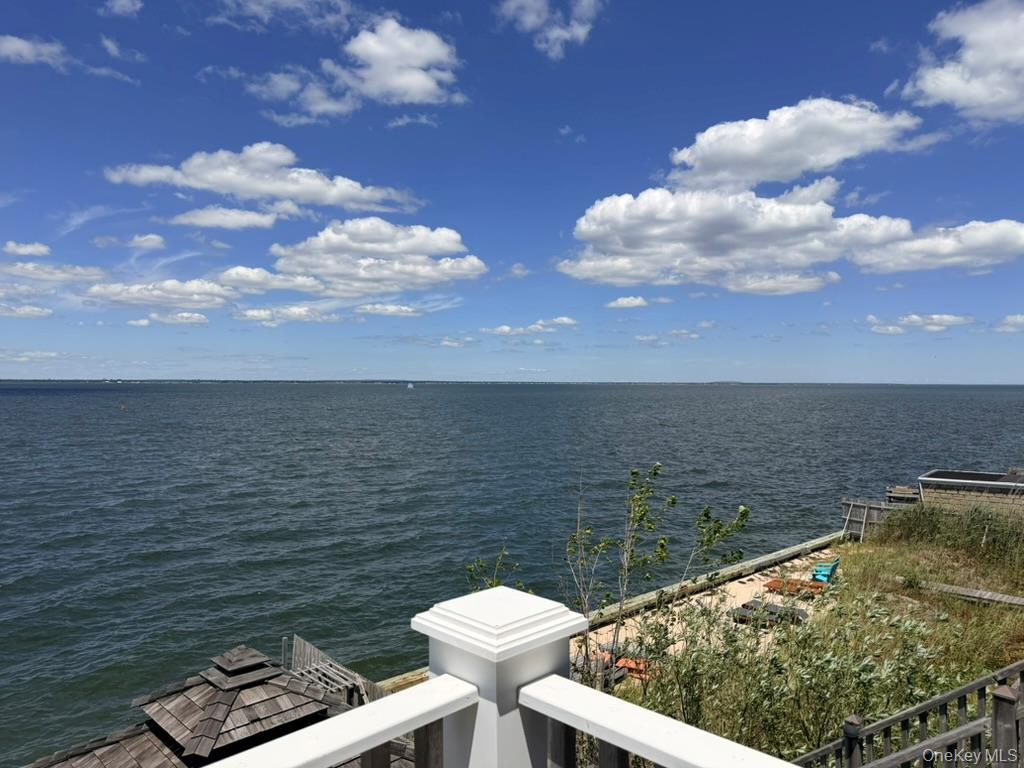 Single Family Bayview Walk Suffolk County, NY 11782, MLS-1014328-14